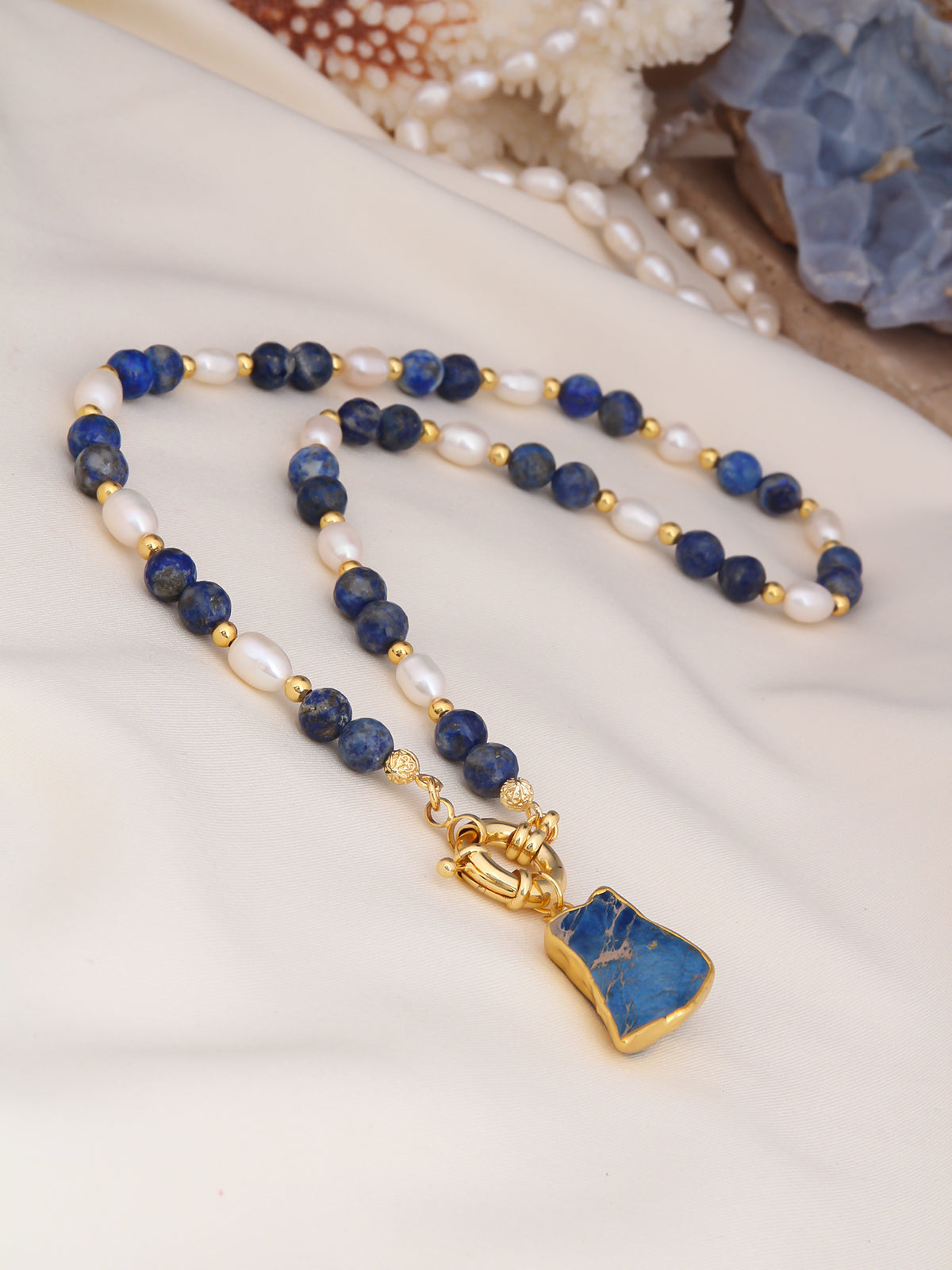 Varasite & Pearl Collier