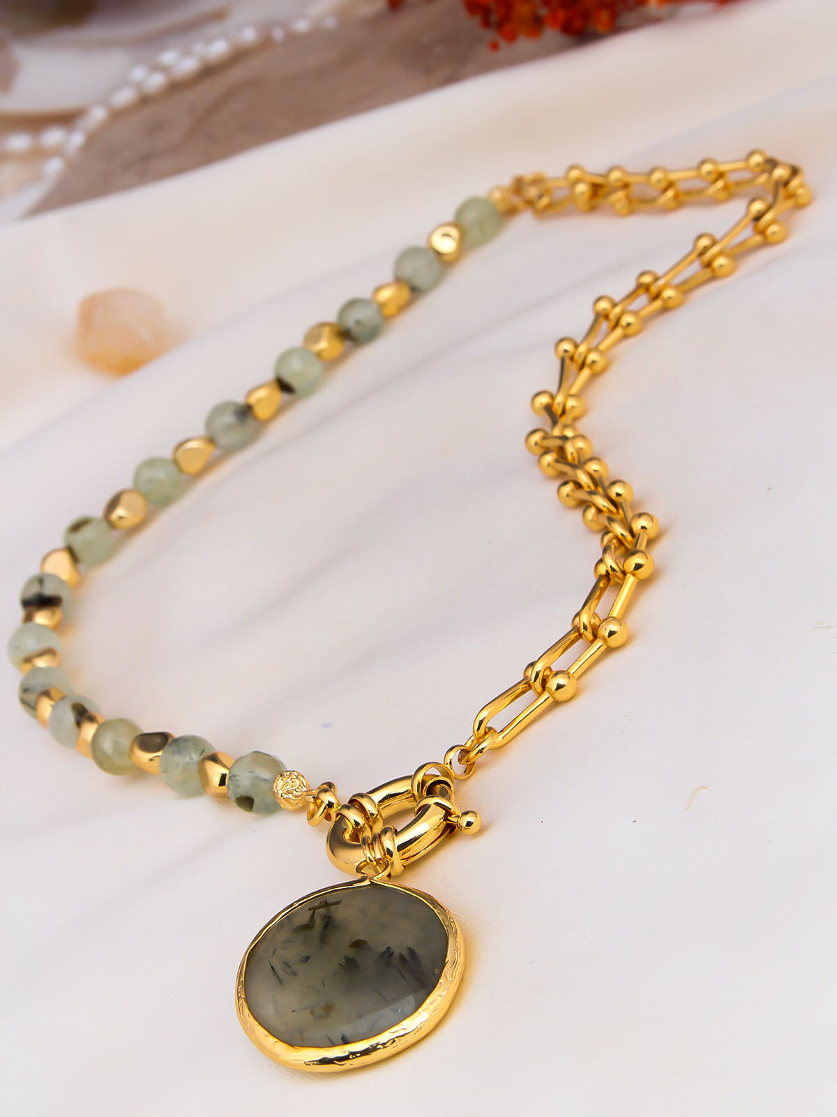 Prinhite Collier