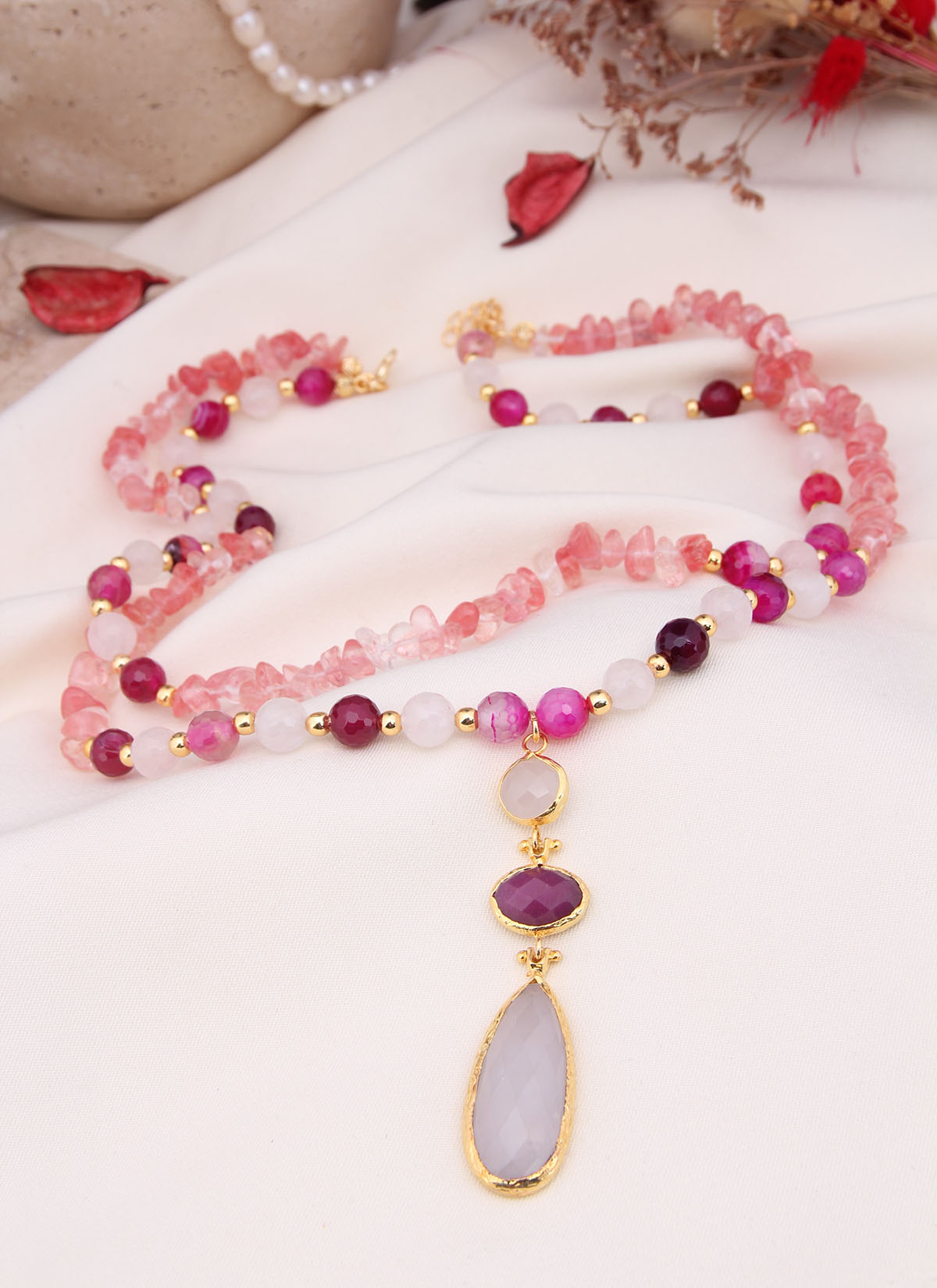 Pink quartz Collier