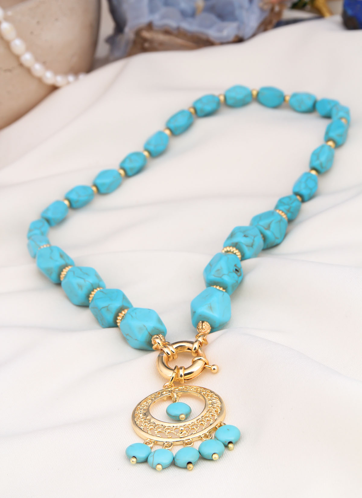 Turquoise Collier
