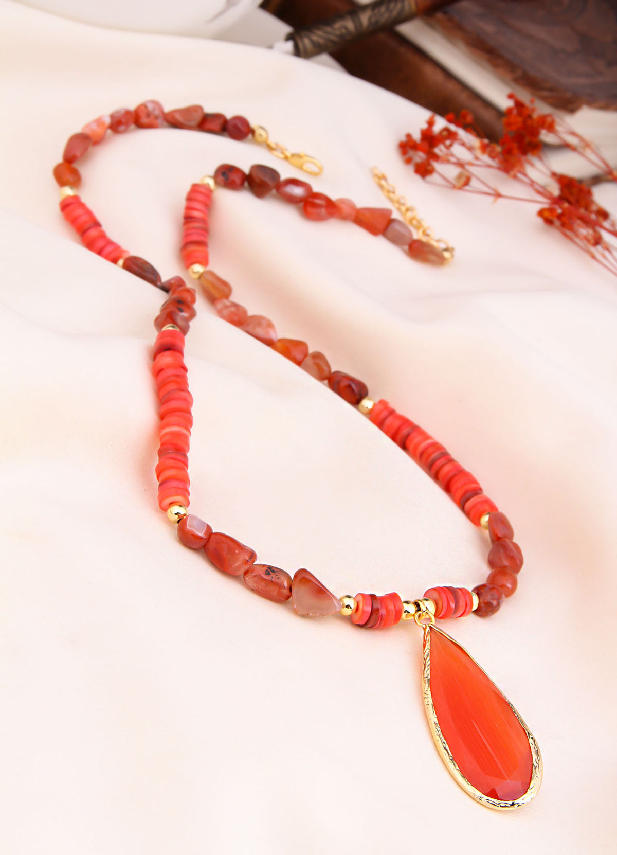 Varasite & Cat Eyes Necklace