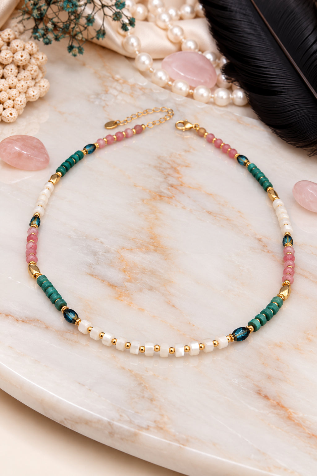 Nacre & Agathe Necklace