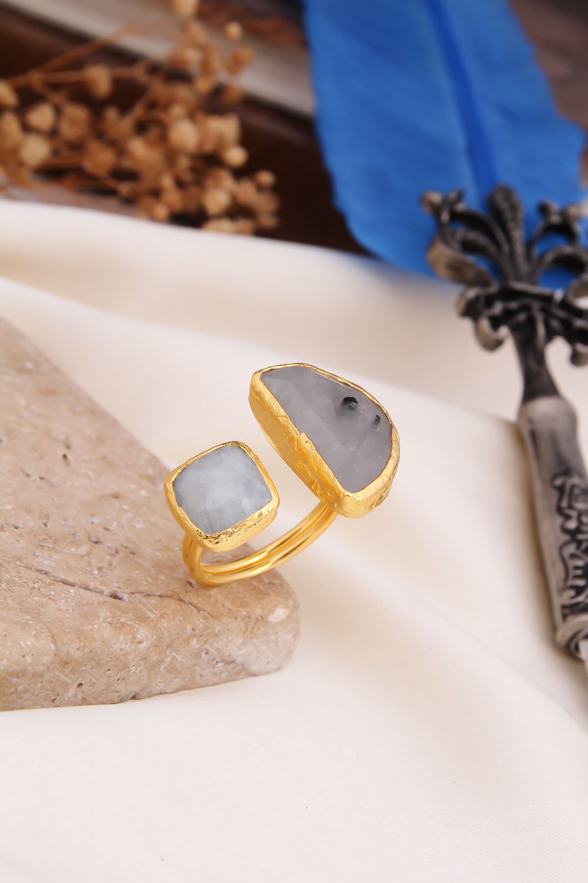 Black Rutil & Moonstone Ring