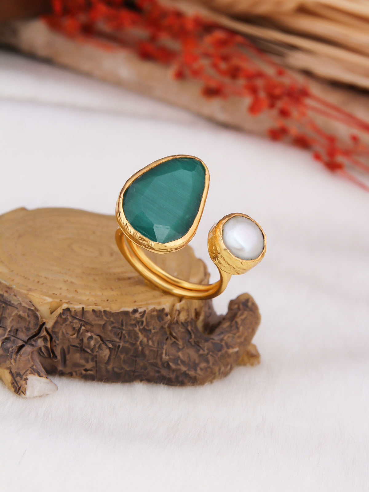 Cat Eyes & Pearl Bague