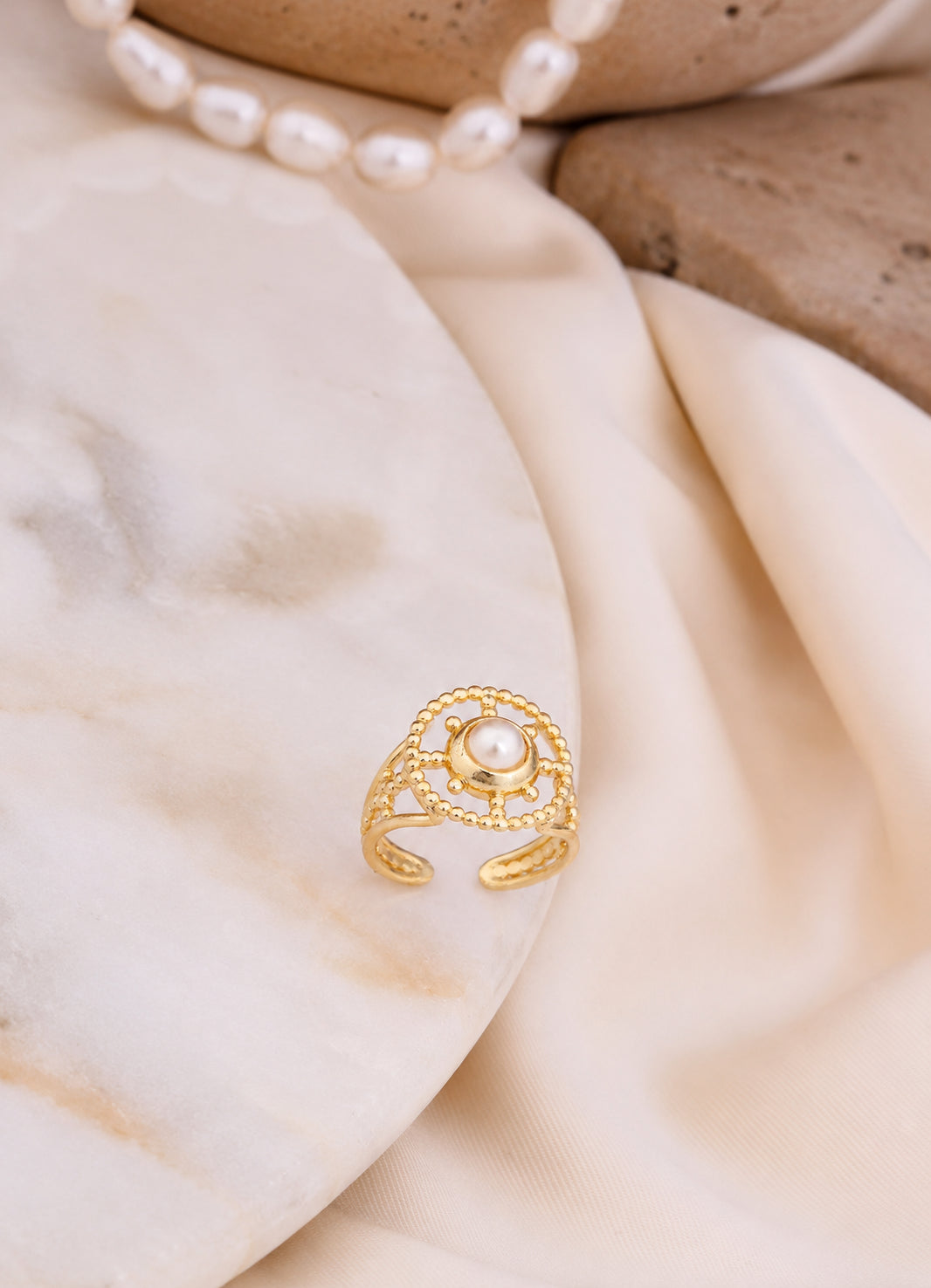 Synthetic pearls Ring