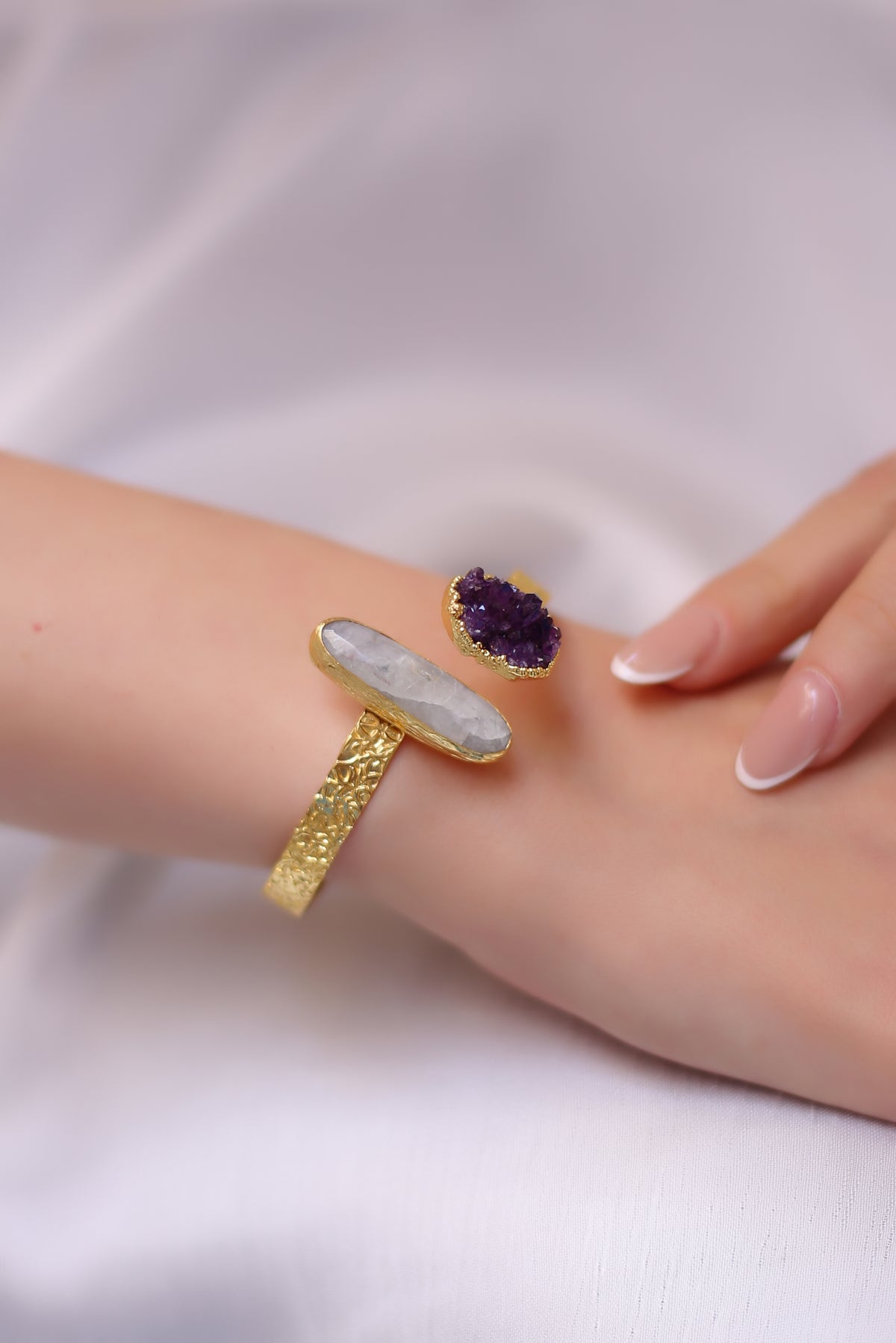 Amethyst & Moonstone Bracelet