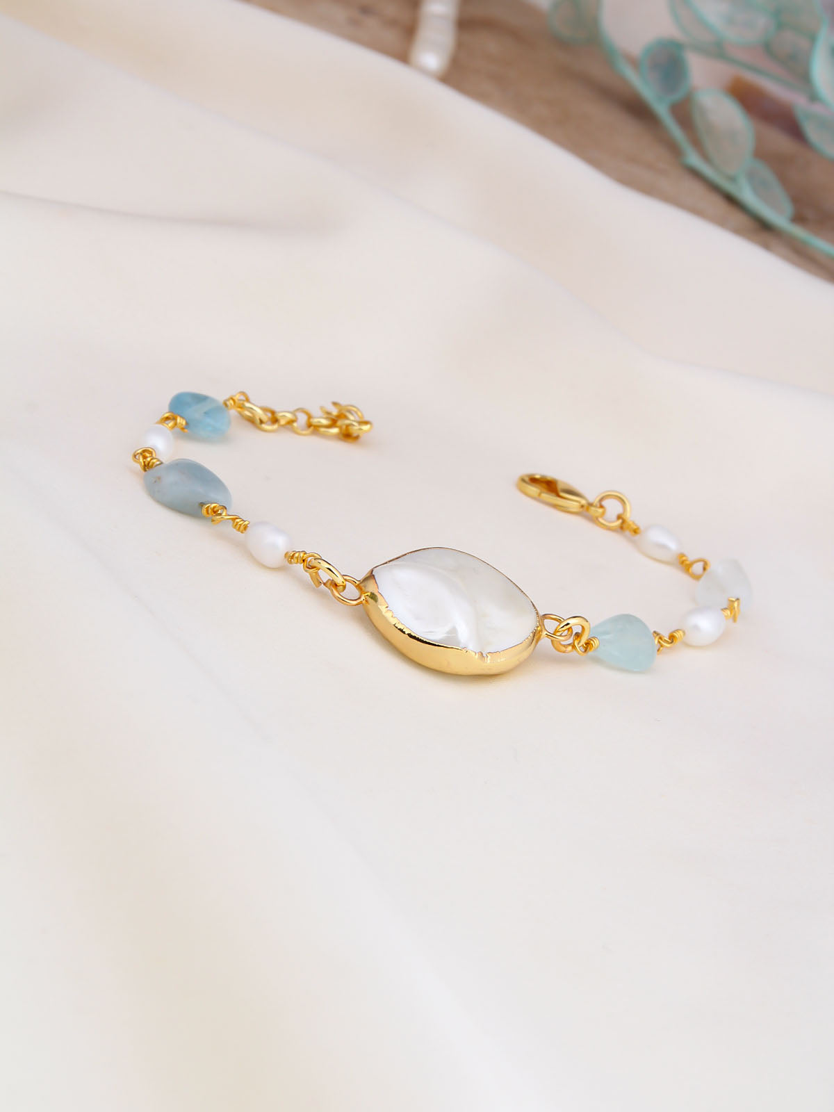 Aquamarine & Pearl Bracelet