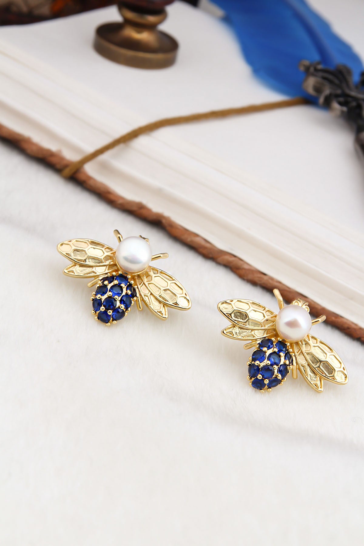 Pearl & Zircon Earring