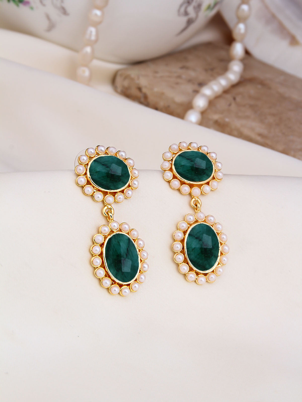 Agate & Pearl Earring