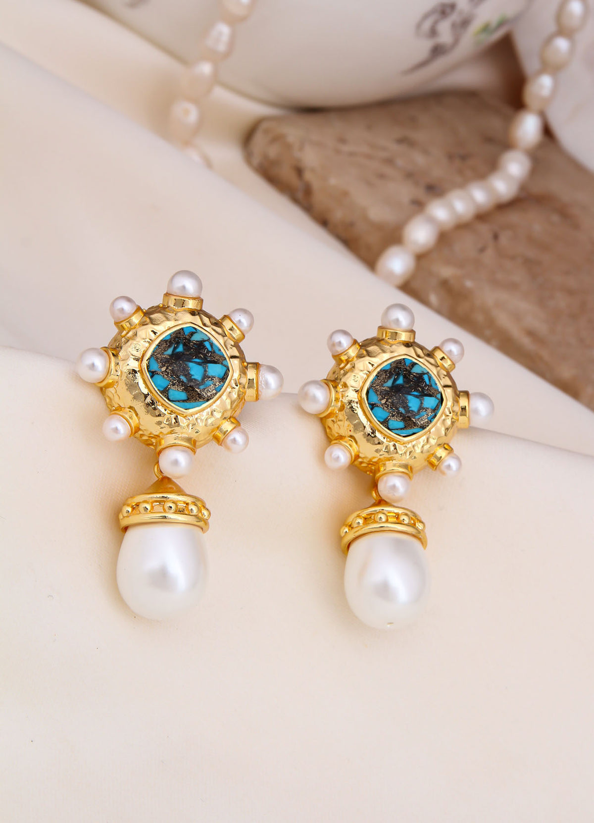 Turquoise &amp; Pearl Earring