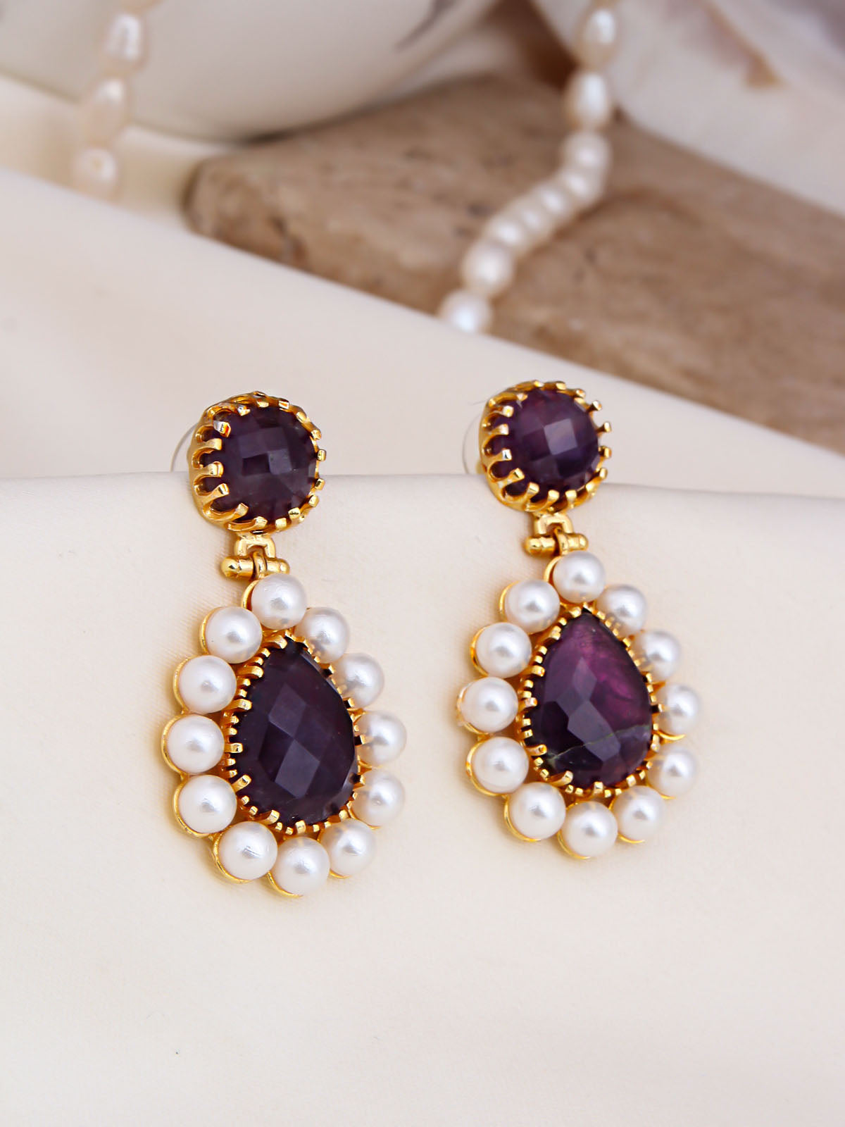 Amethyst & Pearl Earring
