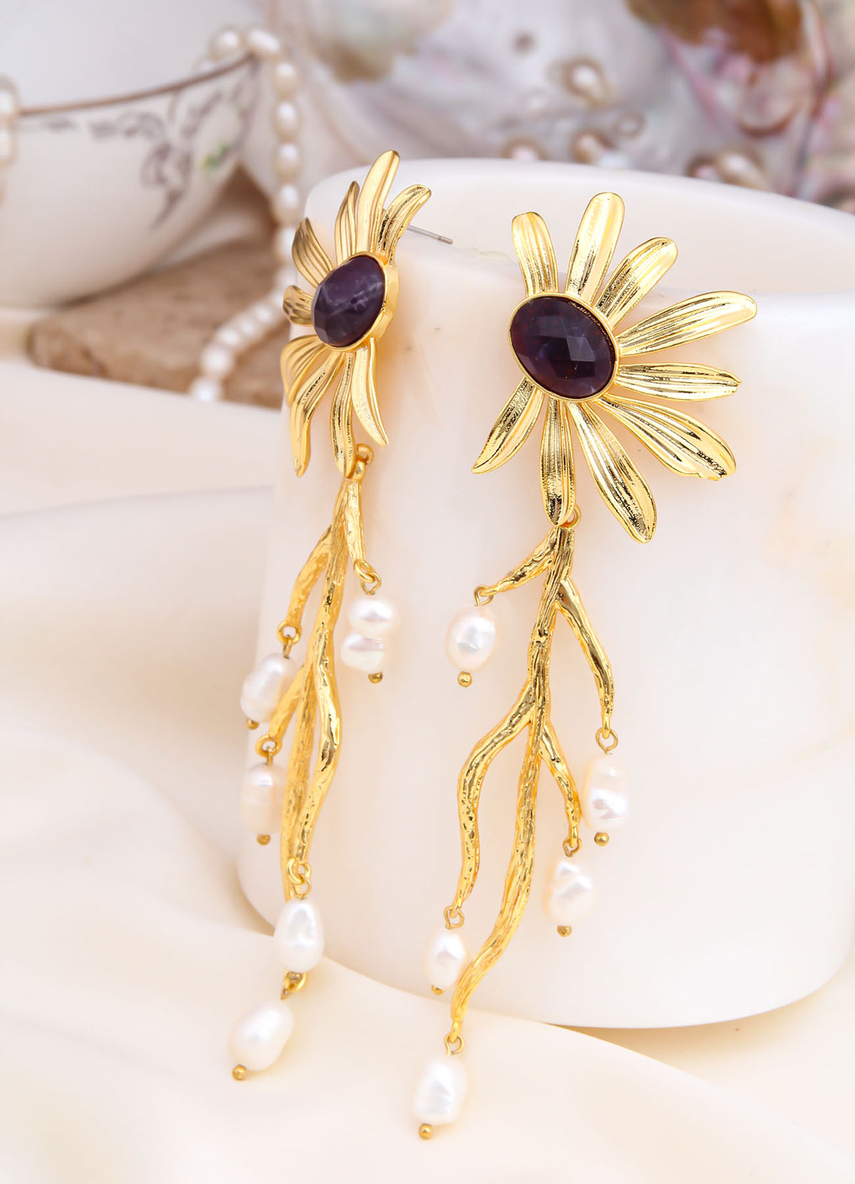 Amethyst & Pearl Earring