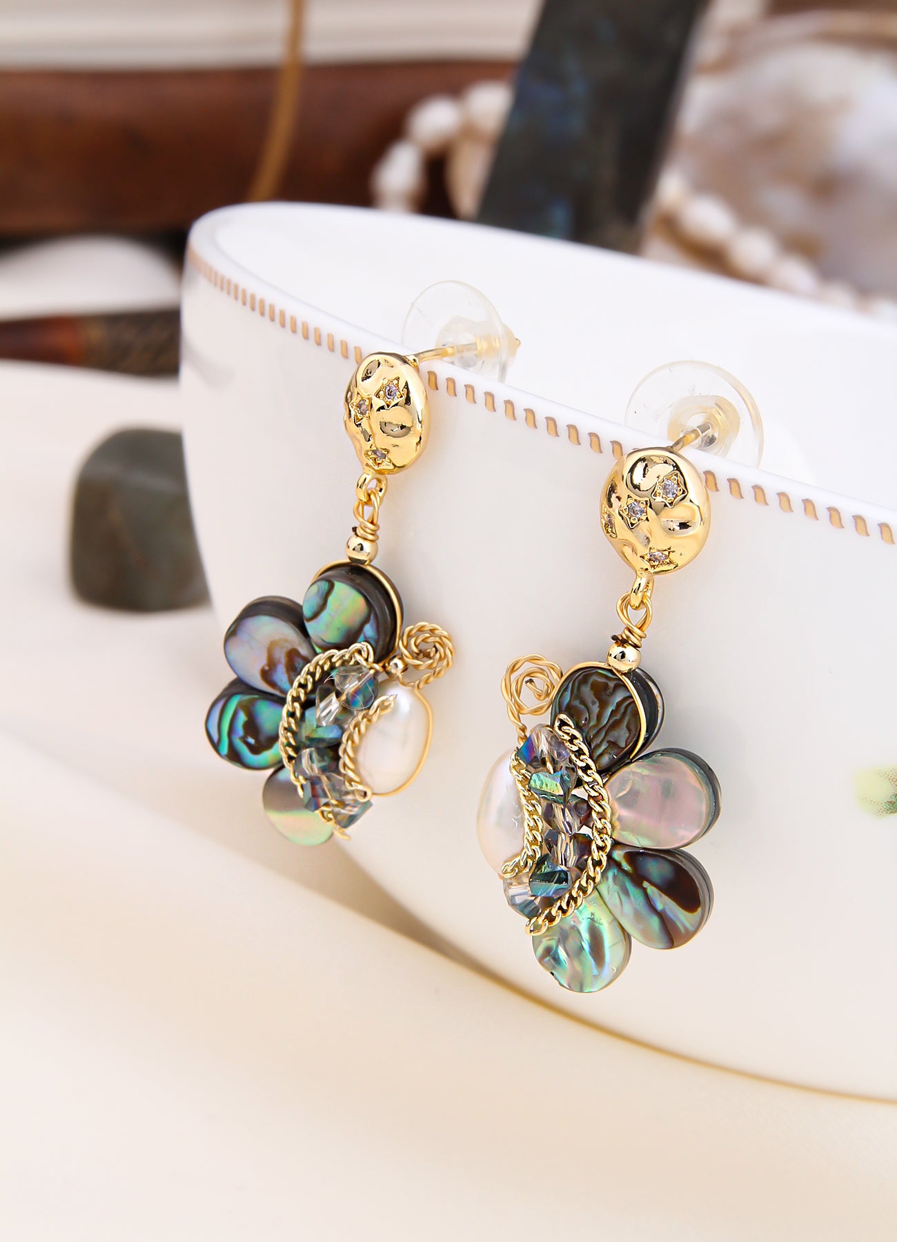 Ocean Nacre & Pearl Earring