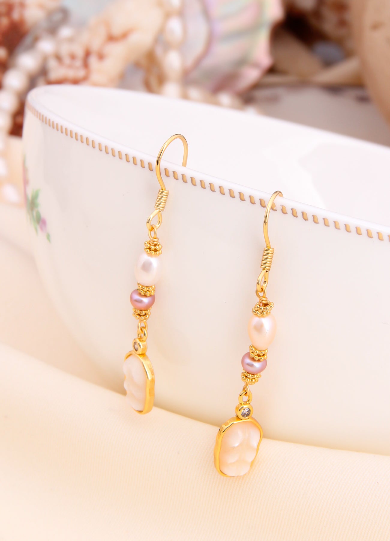 Pearl Earring