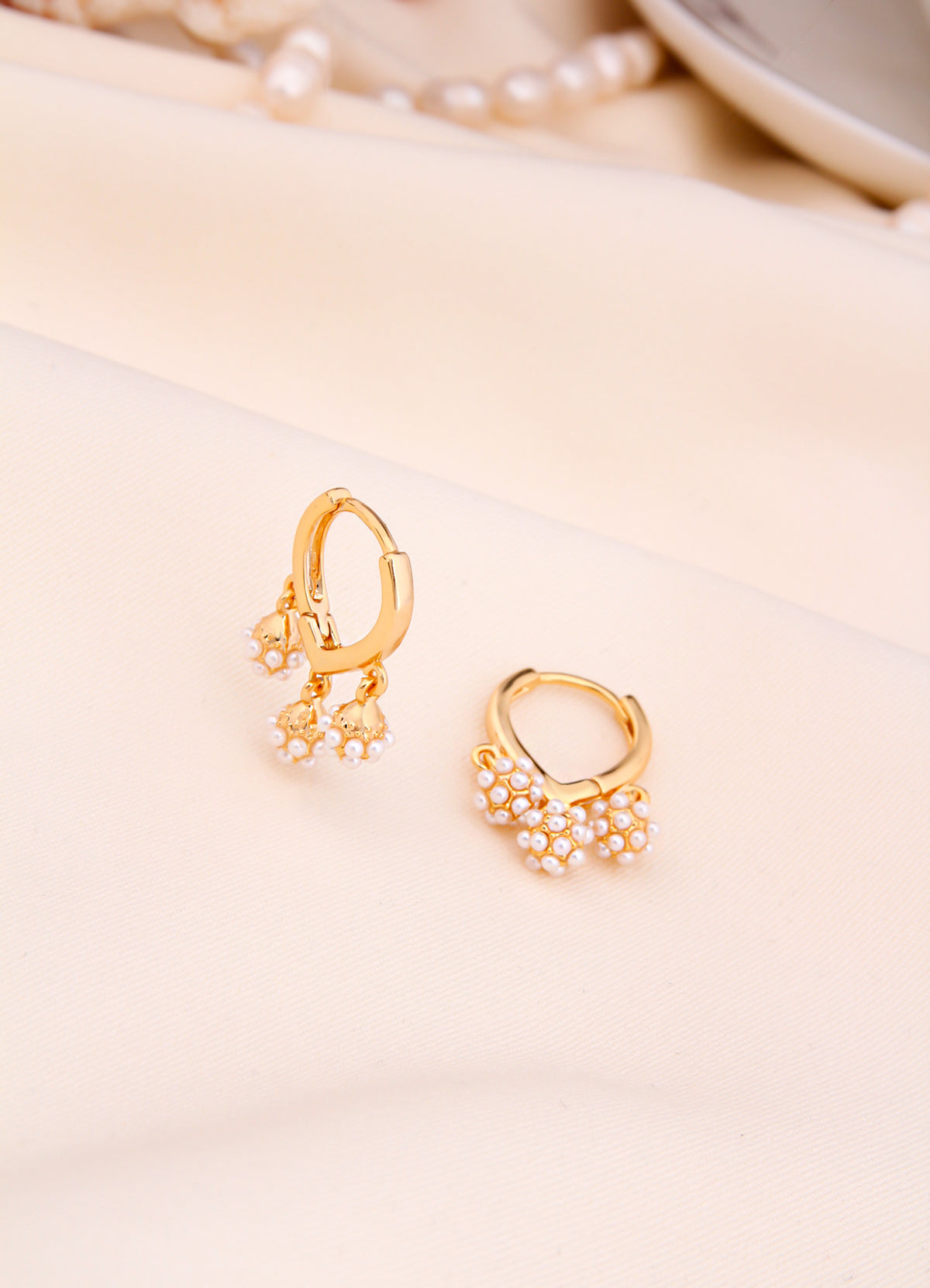 Pearl Earring