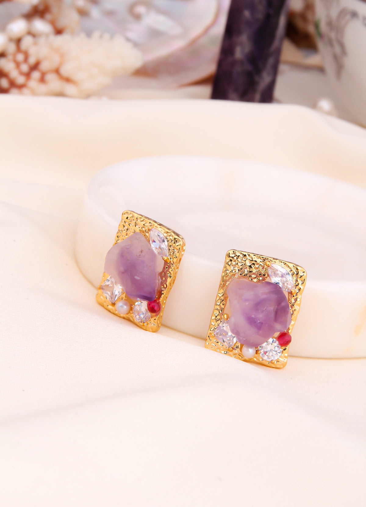 Amethyst & Pearl Earring