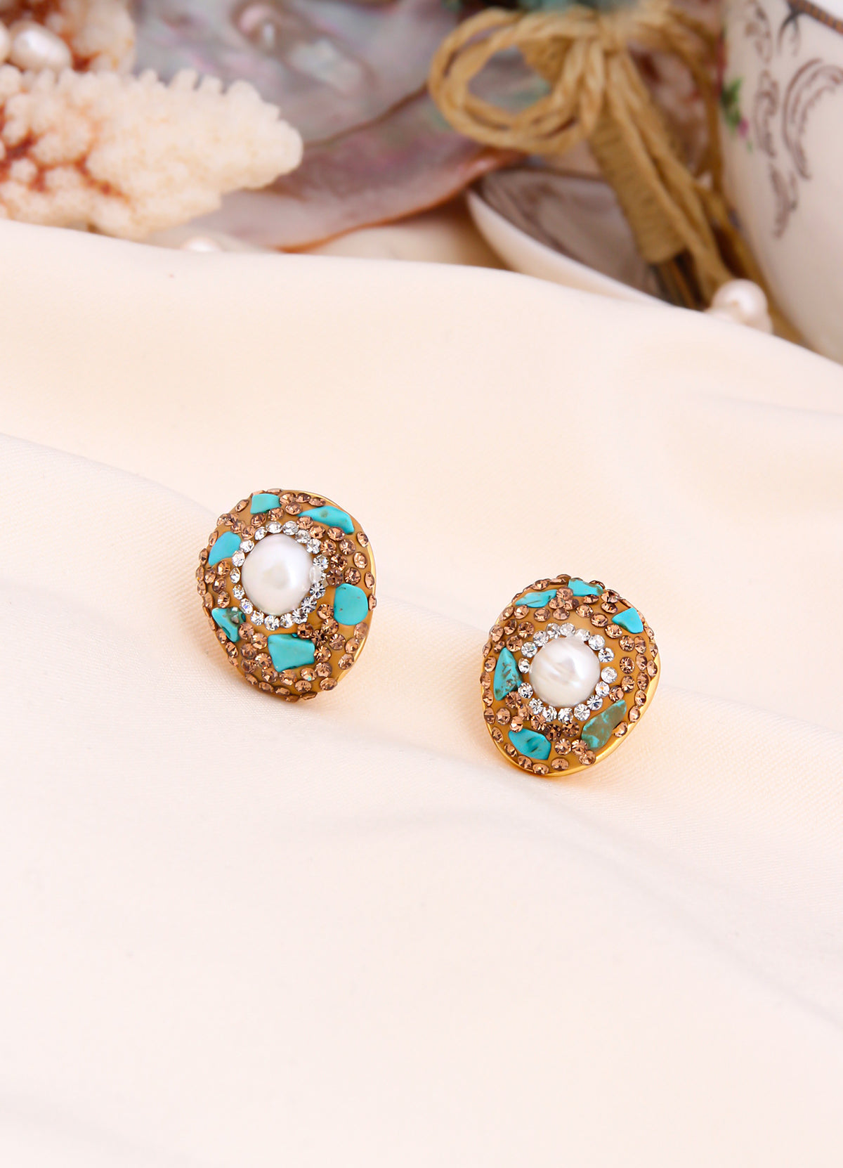 Turquoise & Pearl Earring