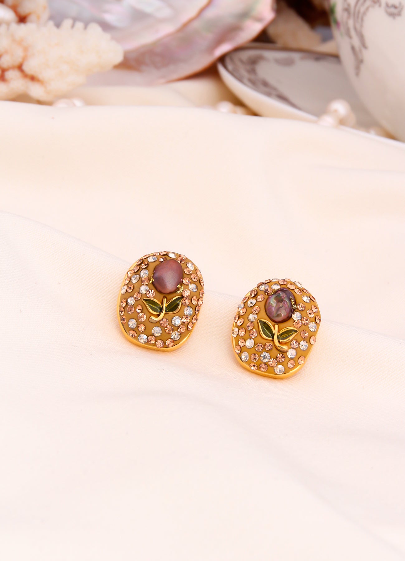 Zircon & Pearl Earring