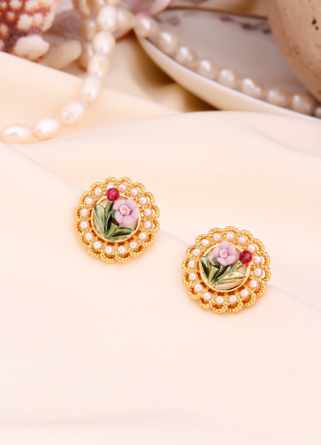 Pearl Earring