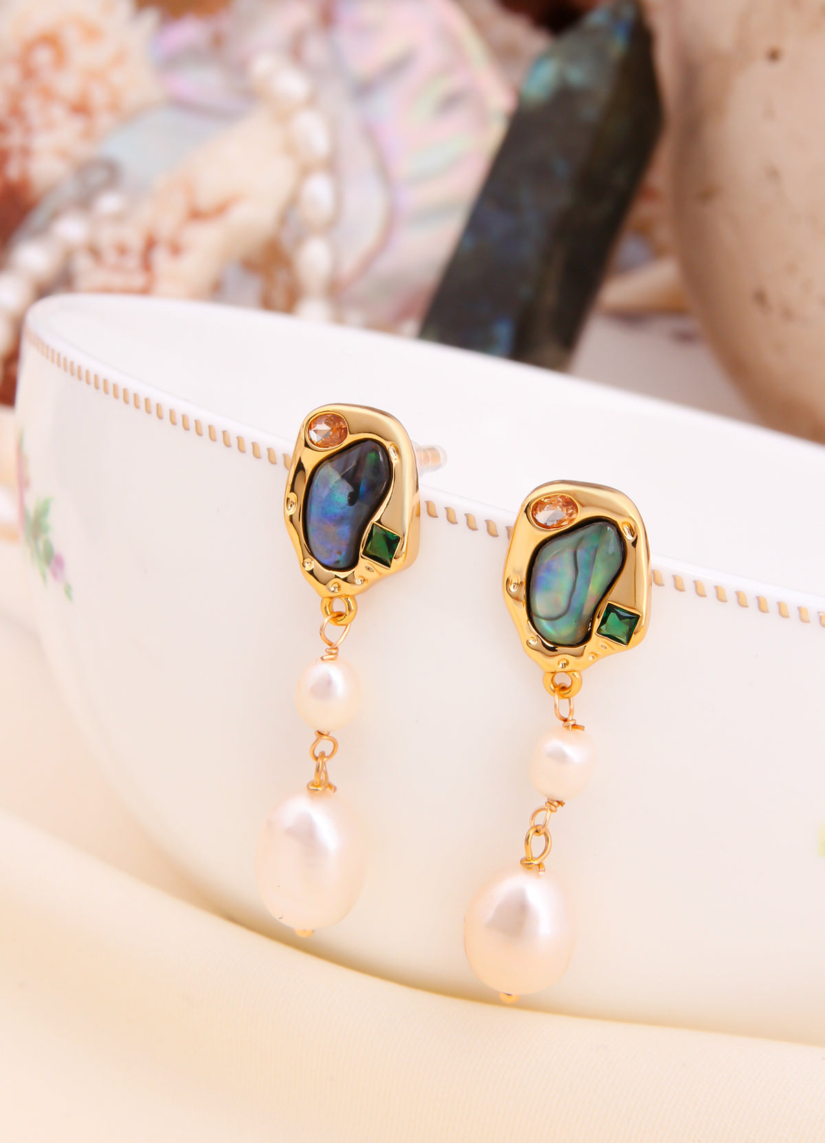 Ocean Nacre & Pearl Earring