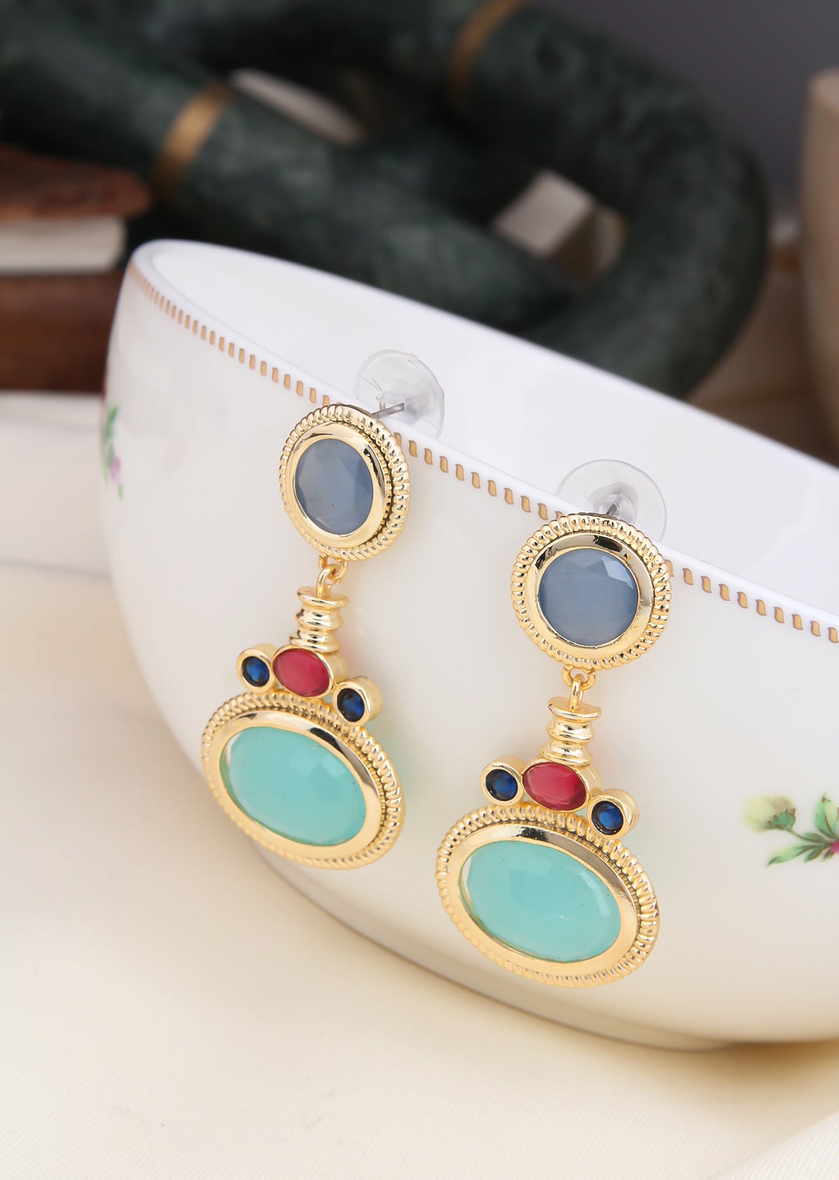 Cat Eyes Earring