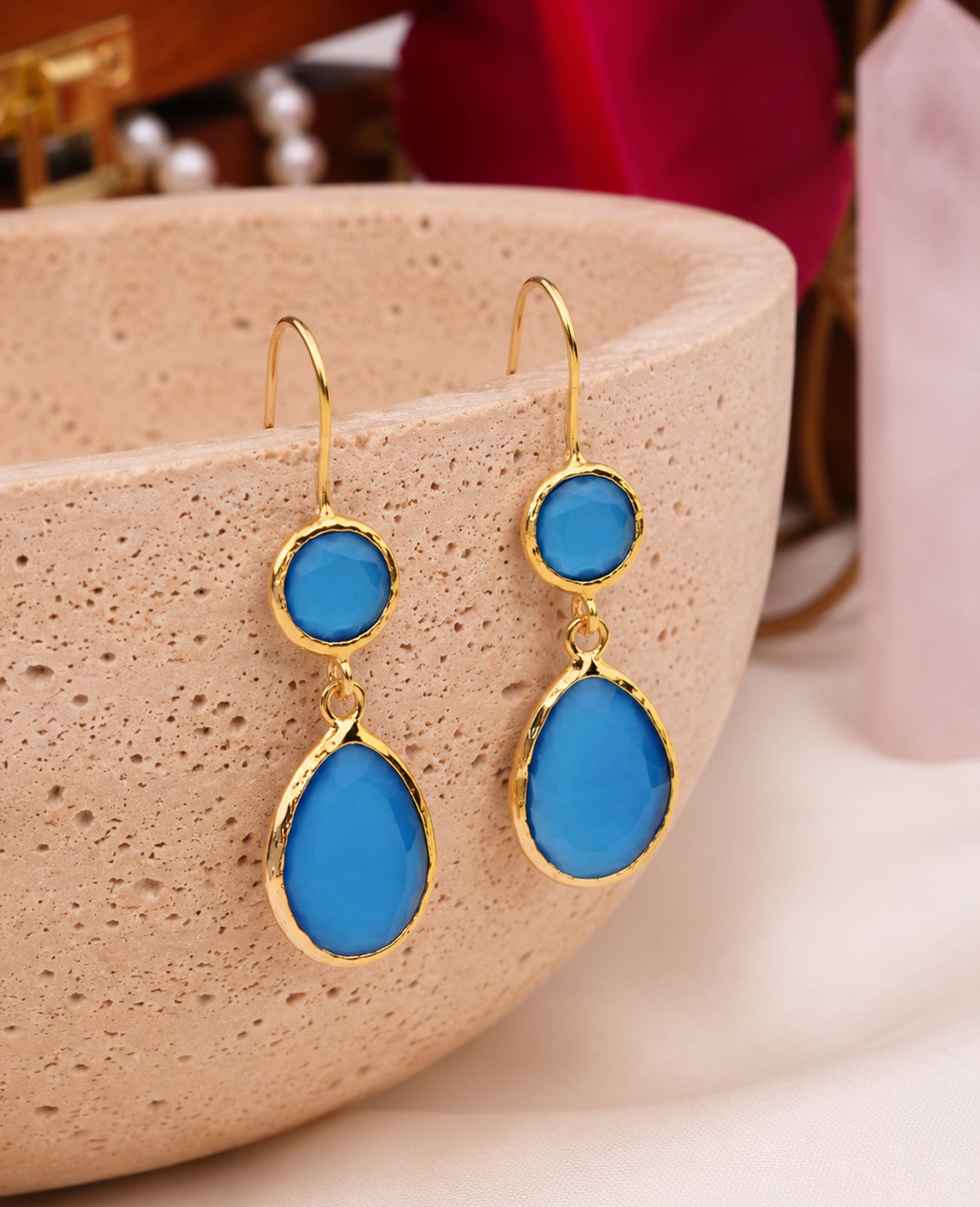 Cat Eyes Earring