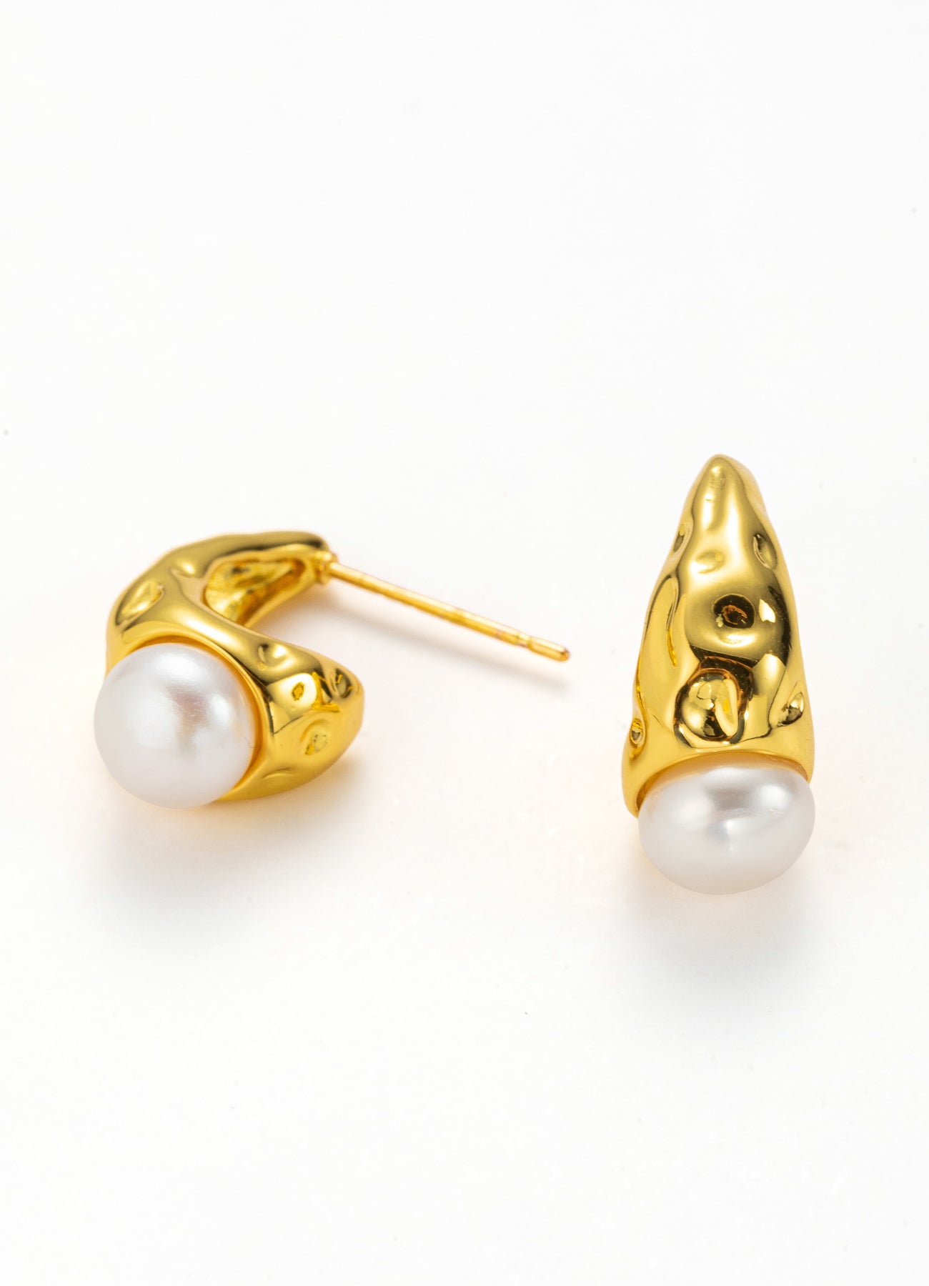 Pearl Earring