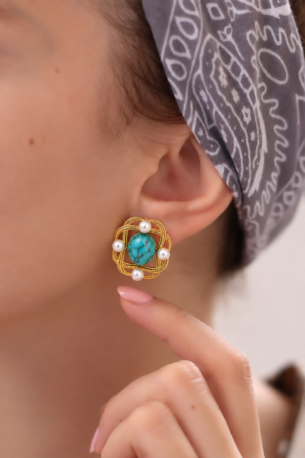Pearl & Lapis Earring