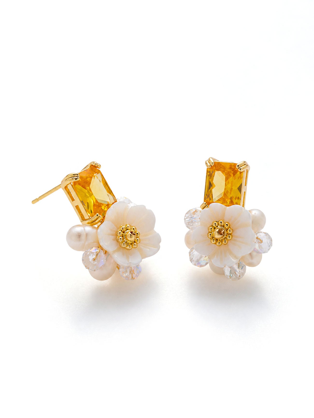 Pearl & Zircon Earring