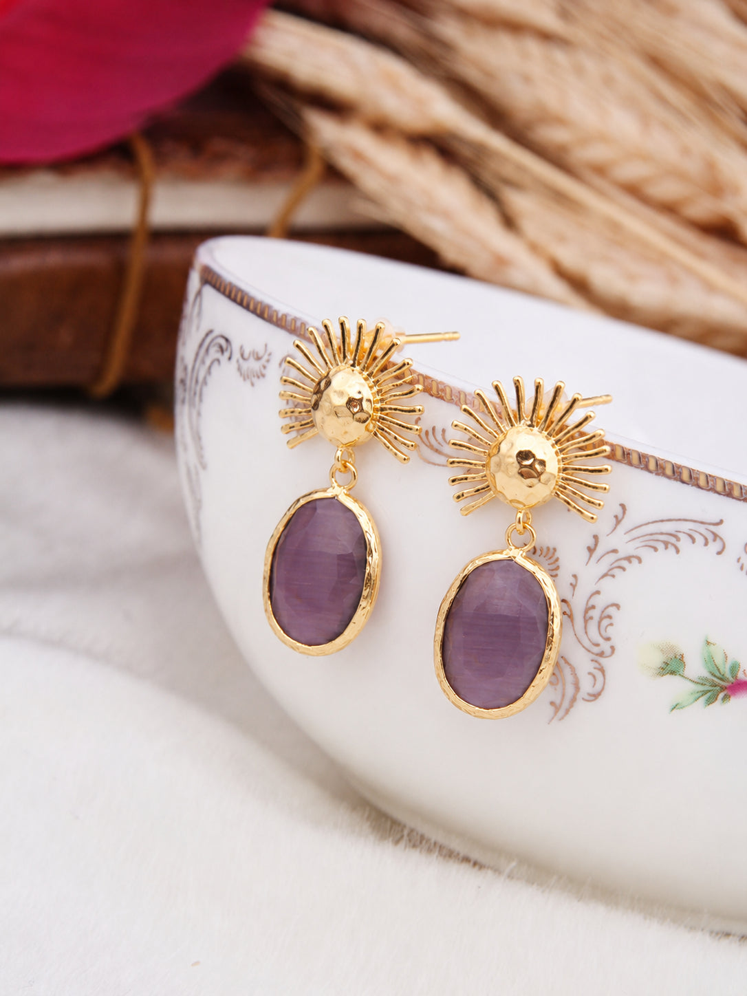 Cat Eyes Earring