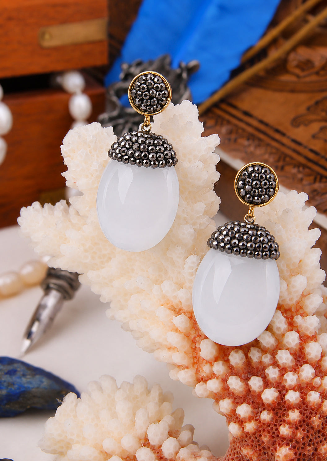 Cat eyes & Hematite Earring