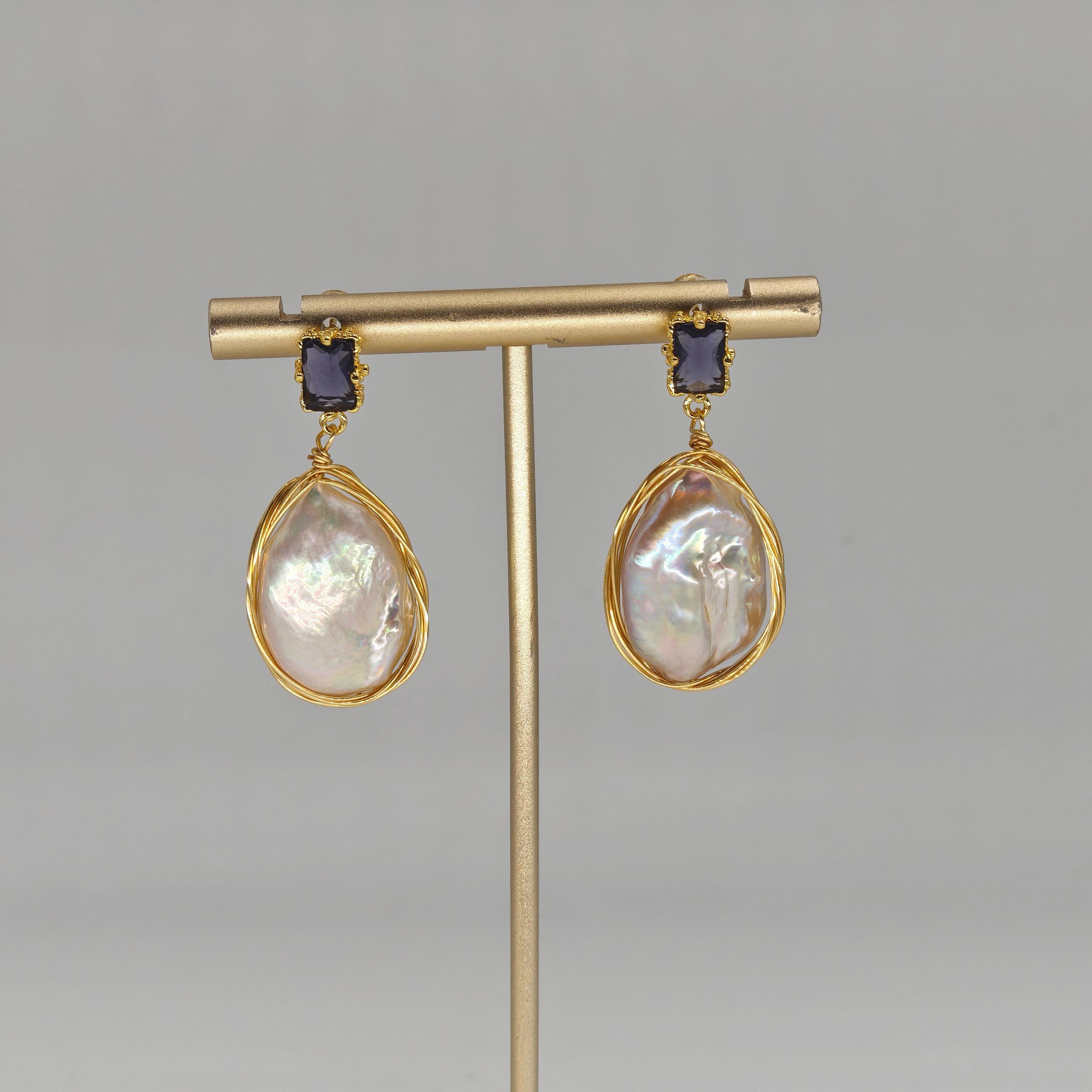 Pearl & Zircon Earring