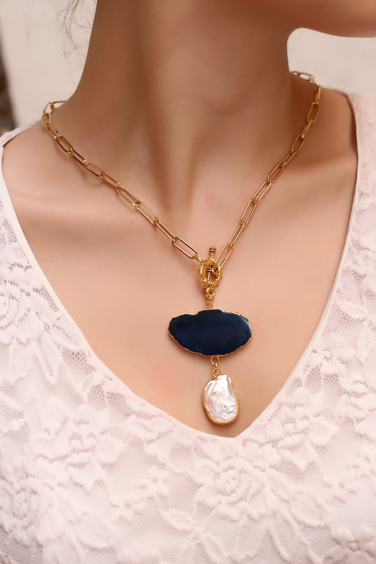 Agate & Pearl Collier