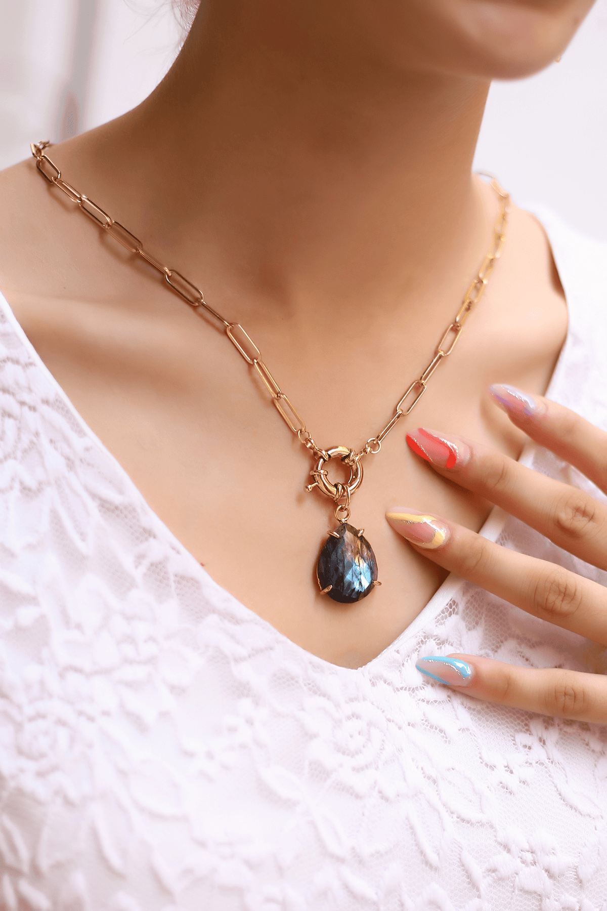 Labradorite Collier