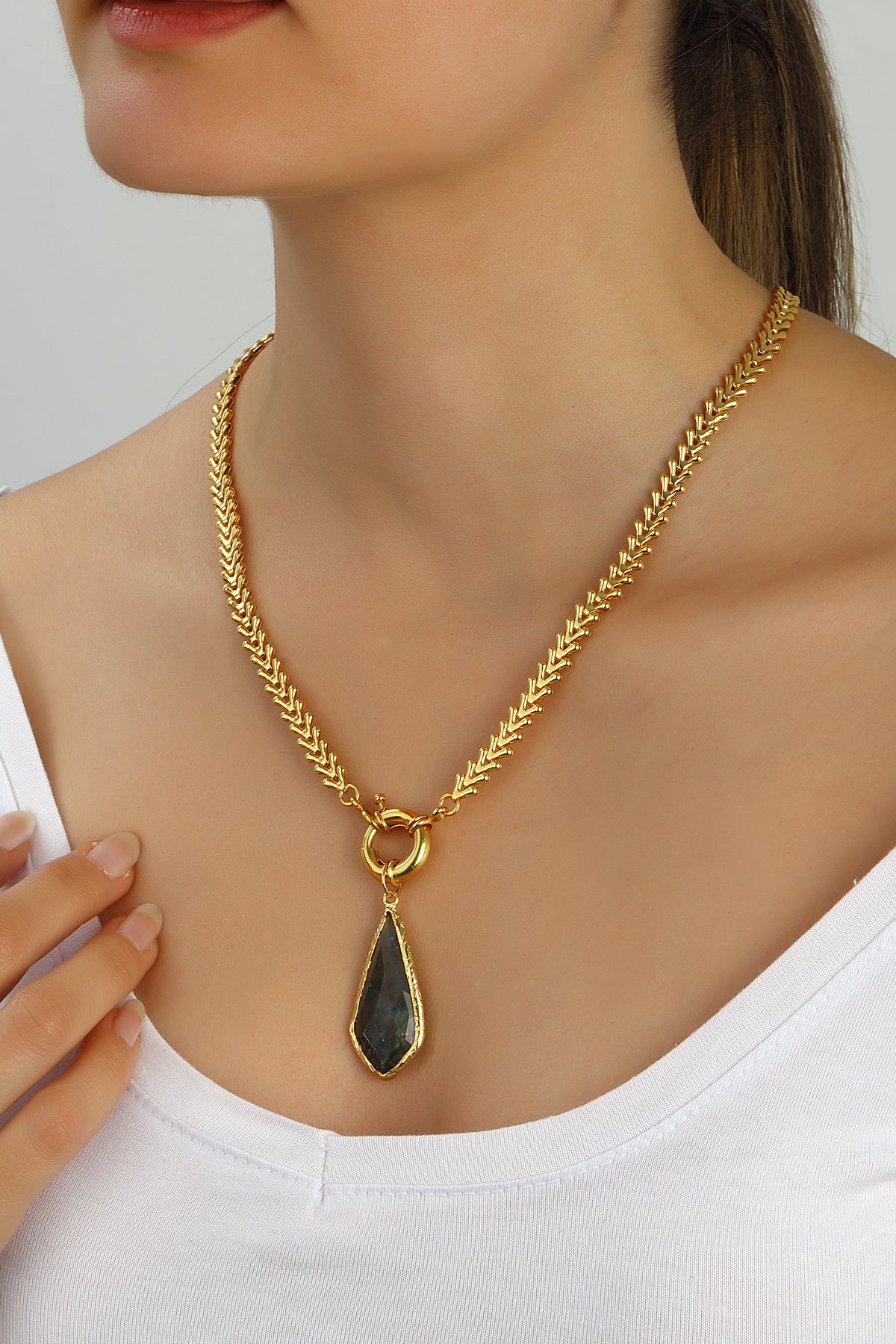 Labradorite Collier