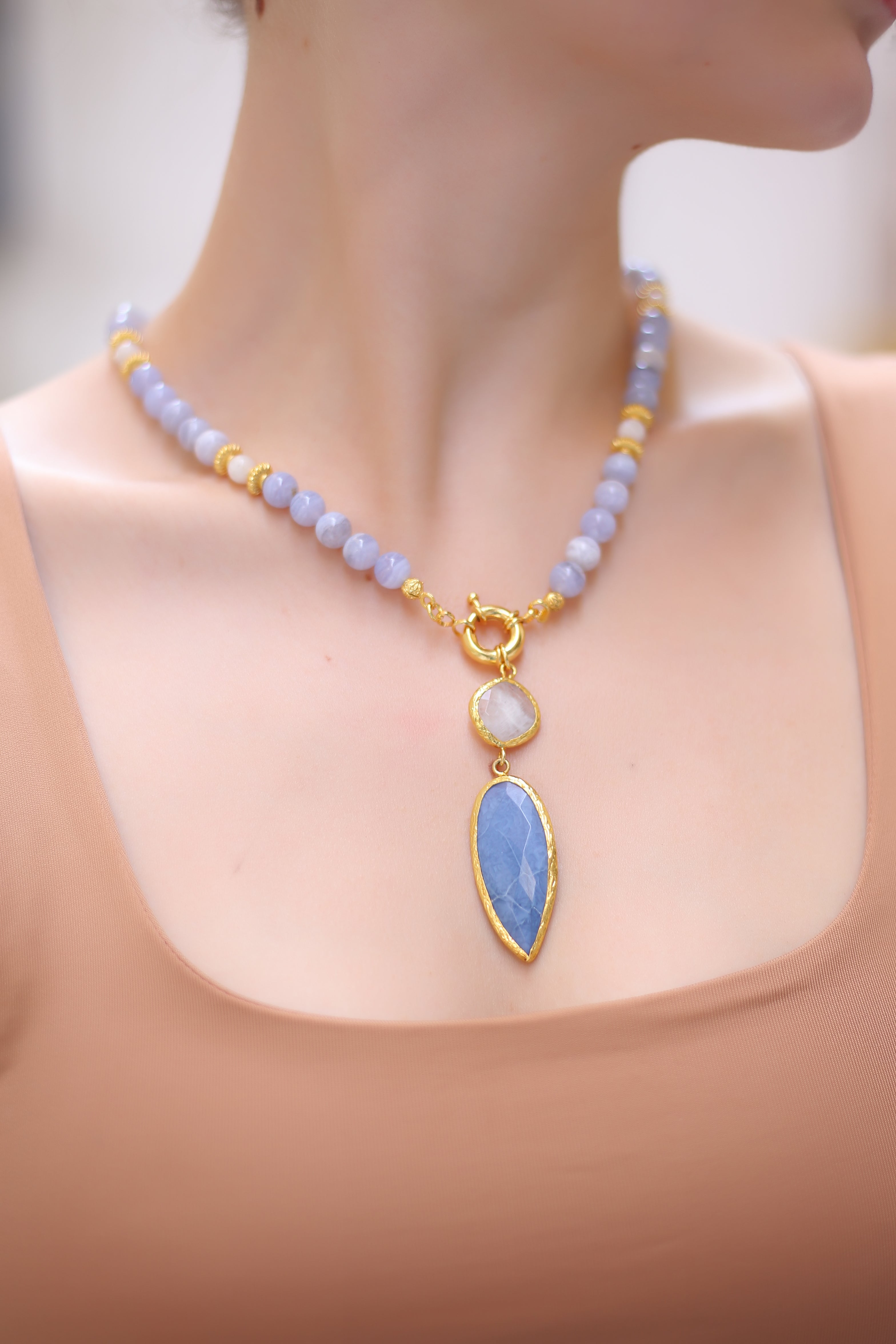 Aquamarine & Moonstone Collier