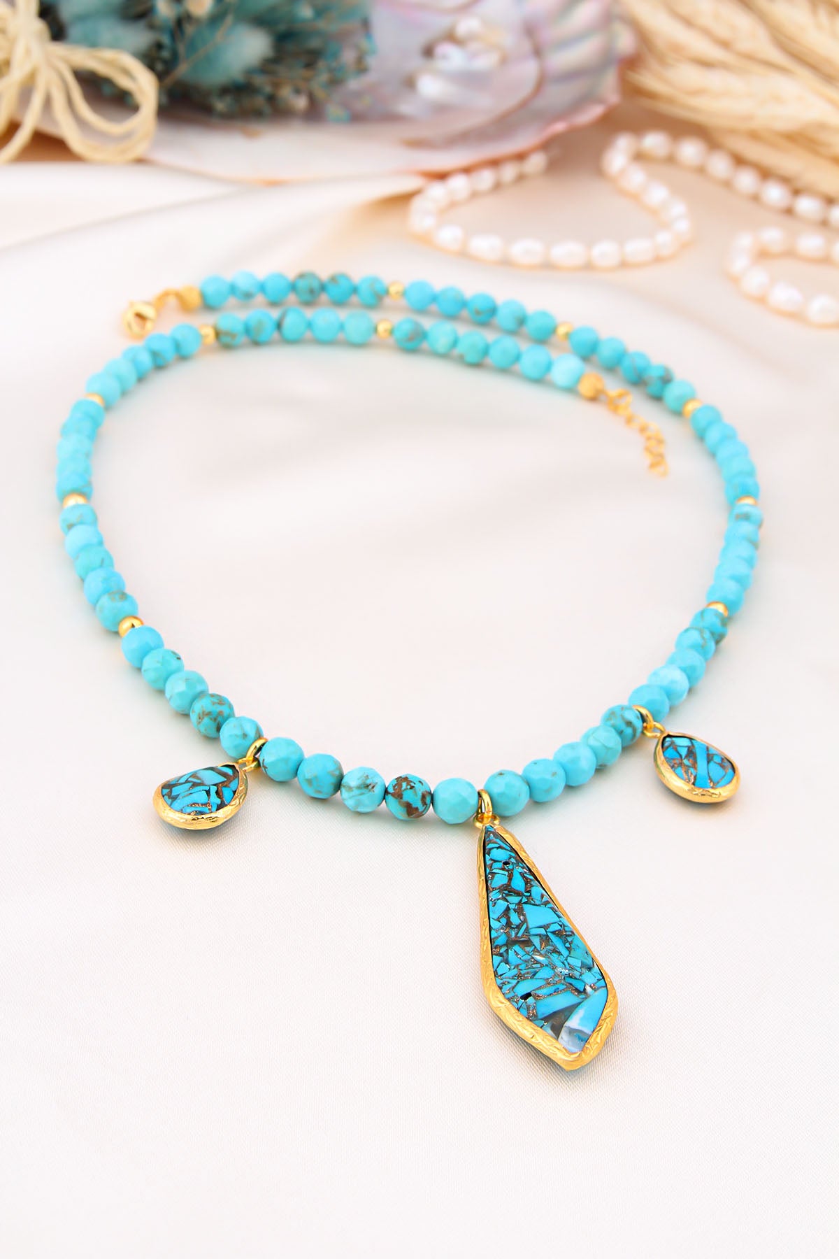 Turquoise Collier