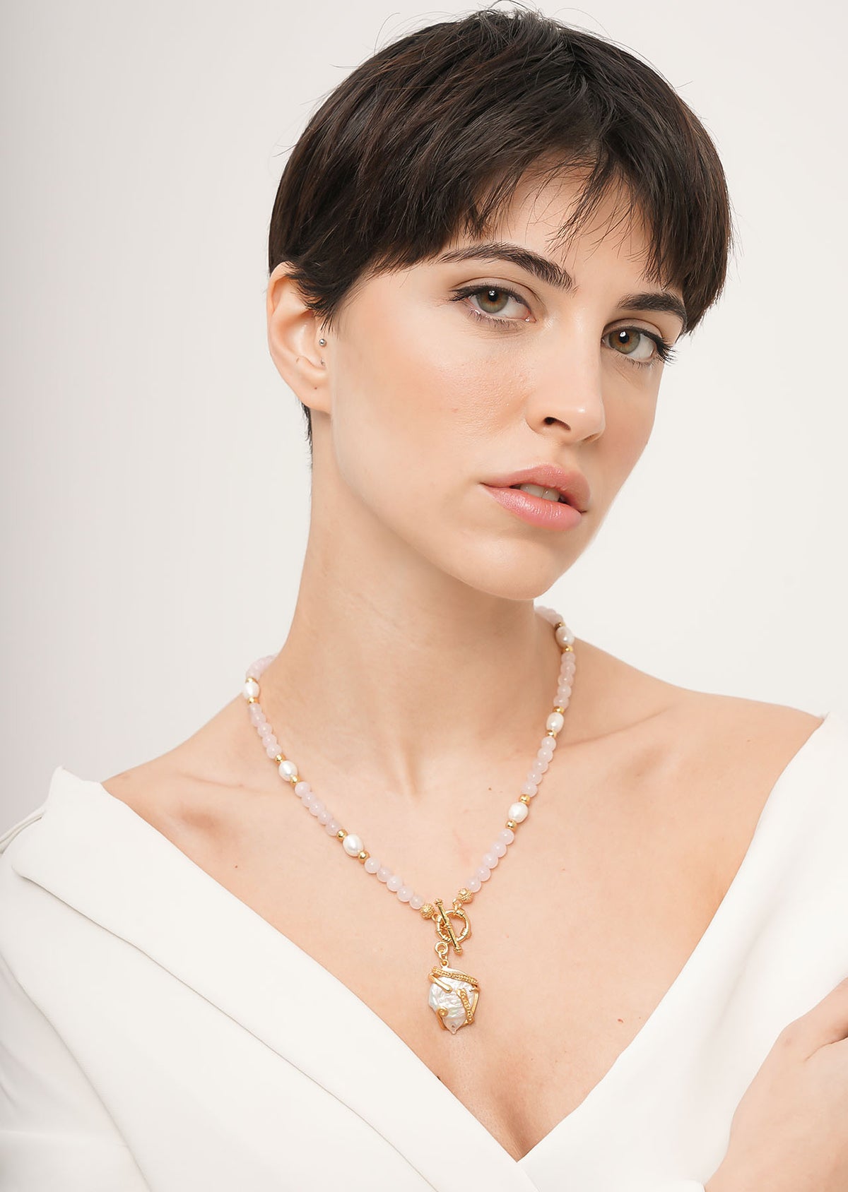 Collana con quarzo rosa e perle