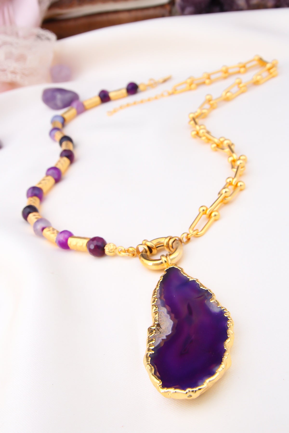 Amethyst Collier