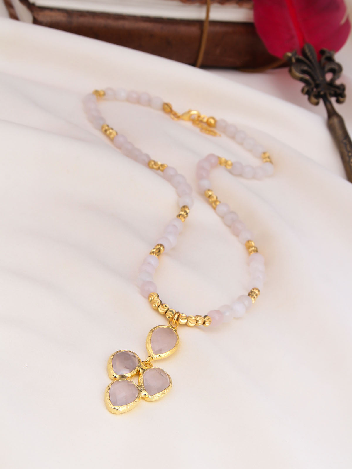 Pink Quartz Collier