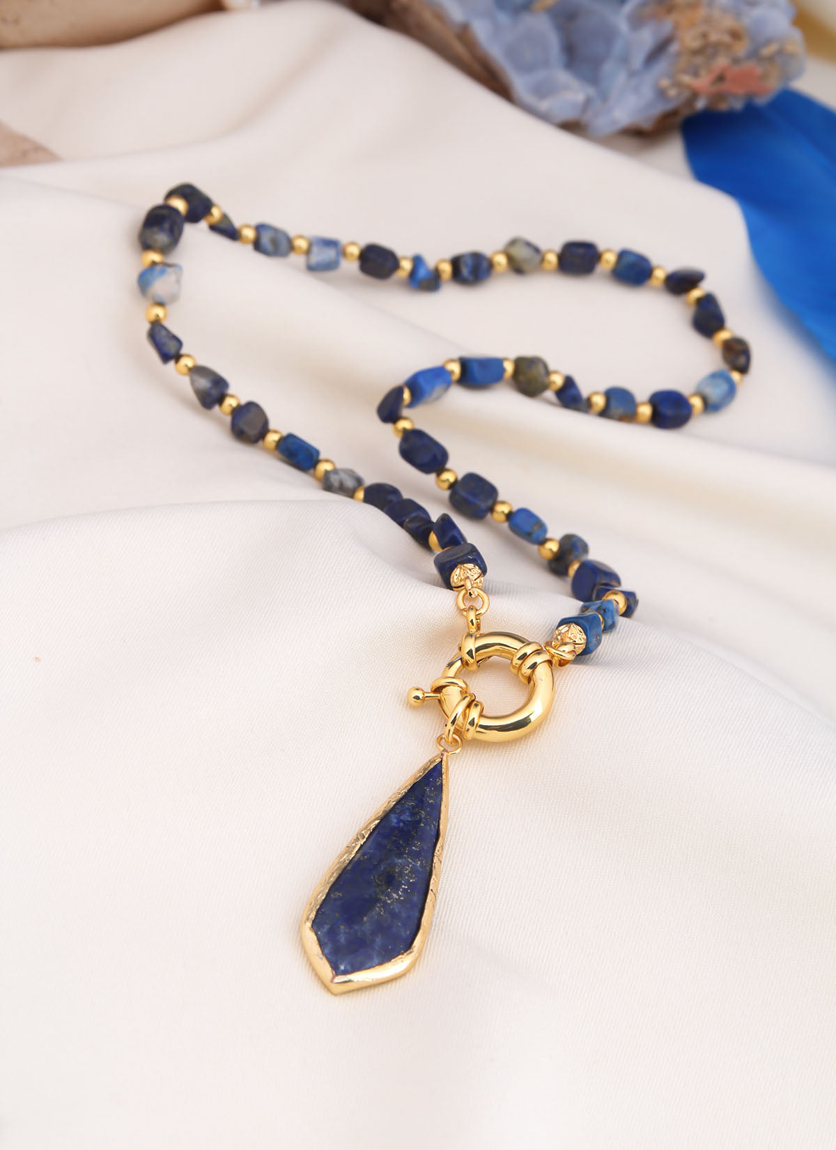 Saphire Necklace