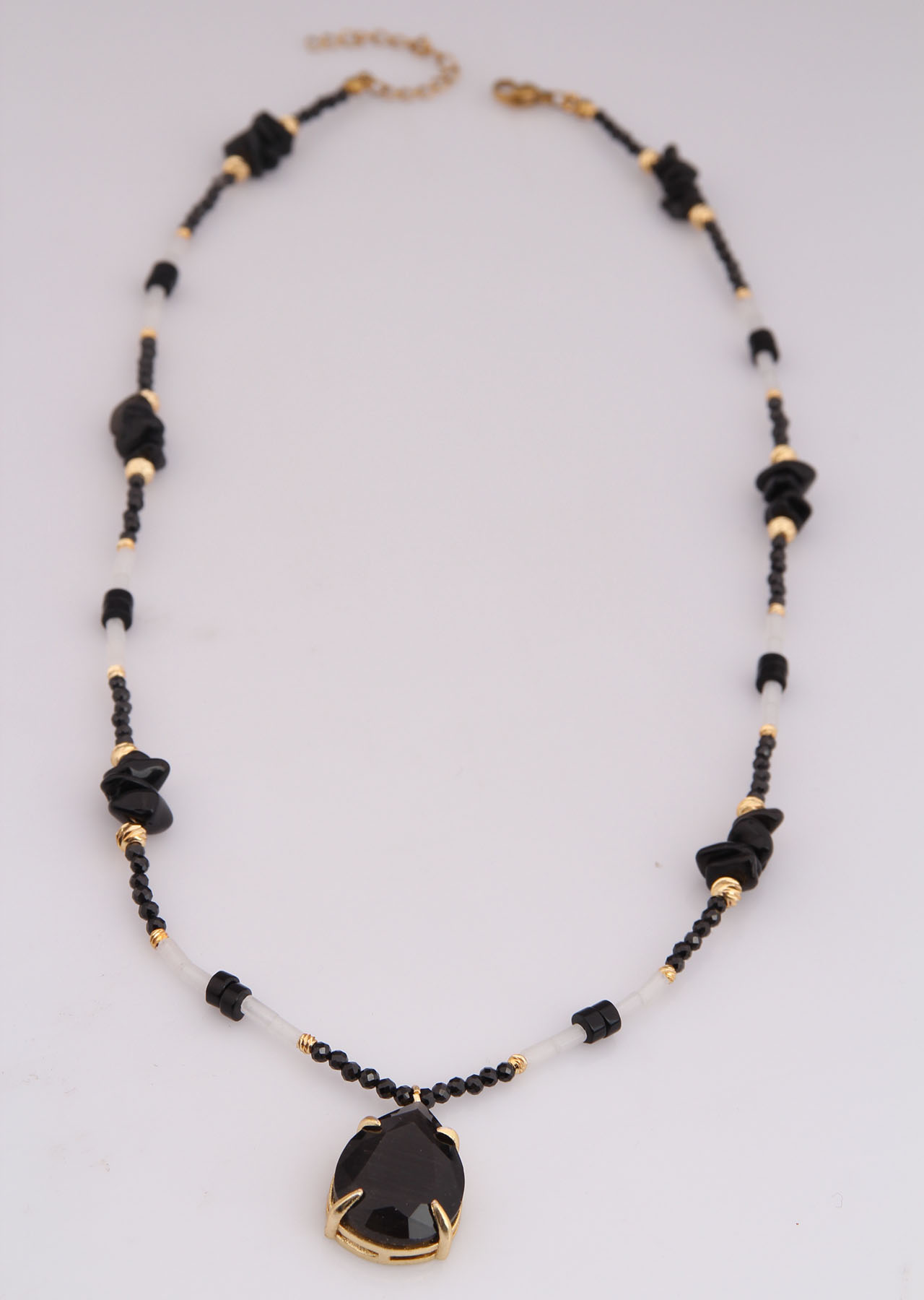 Onix & MoonStone Necklace