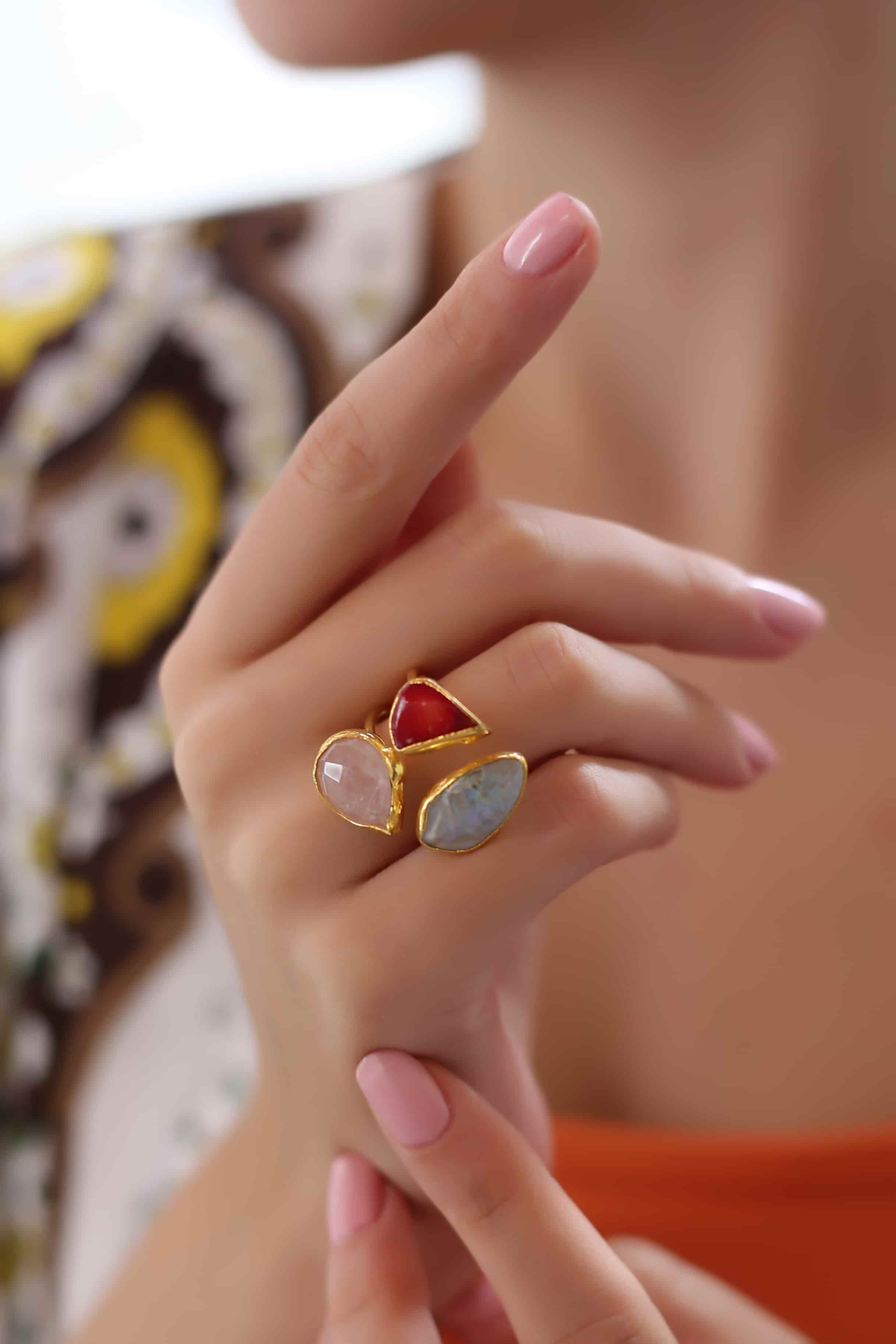 Coral & Quartz & Moon Stone Bague