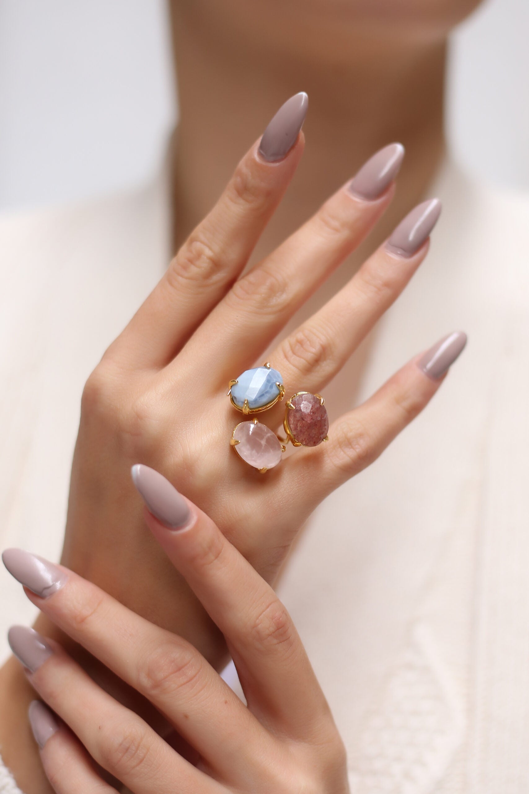 Strawberry Quarrtz & Blue Opel & Citrine Bague