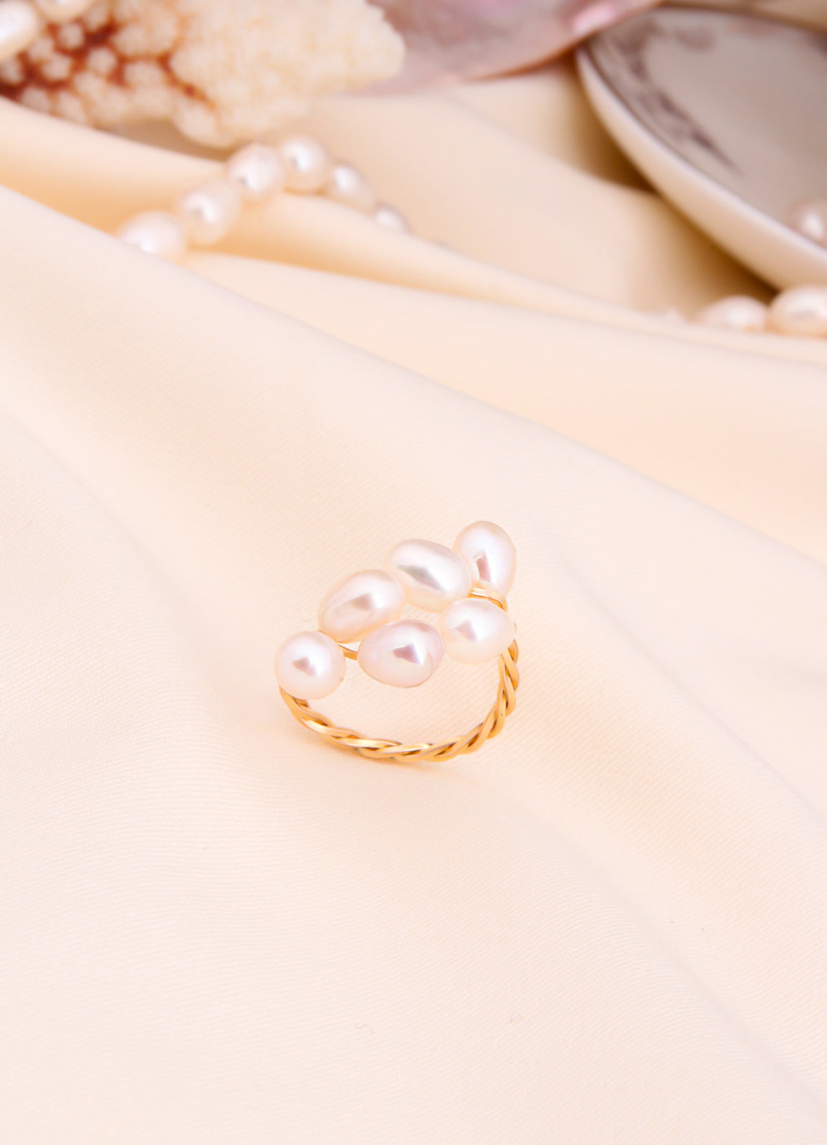 Pearl Ring