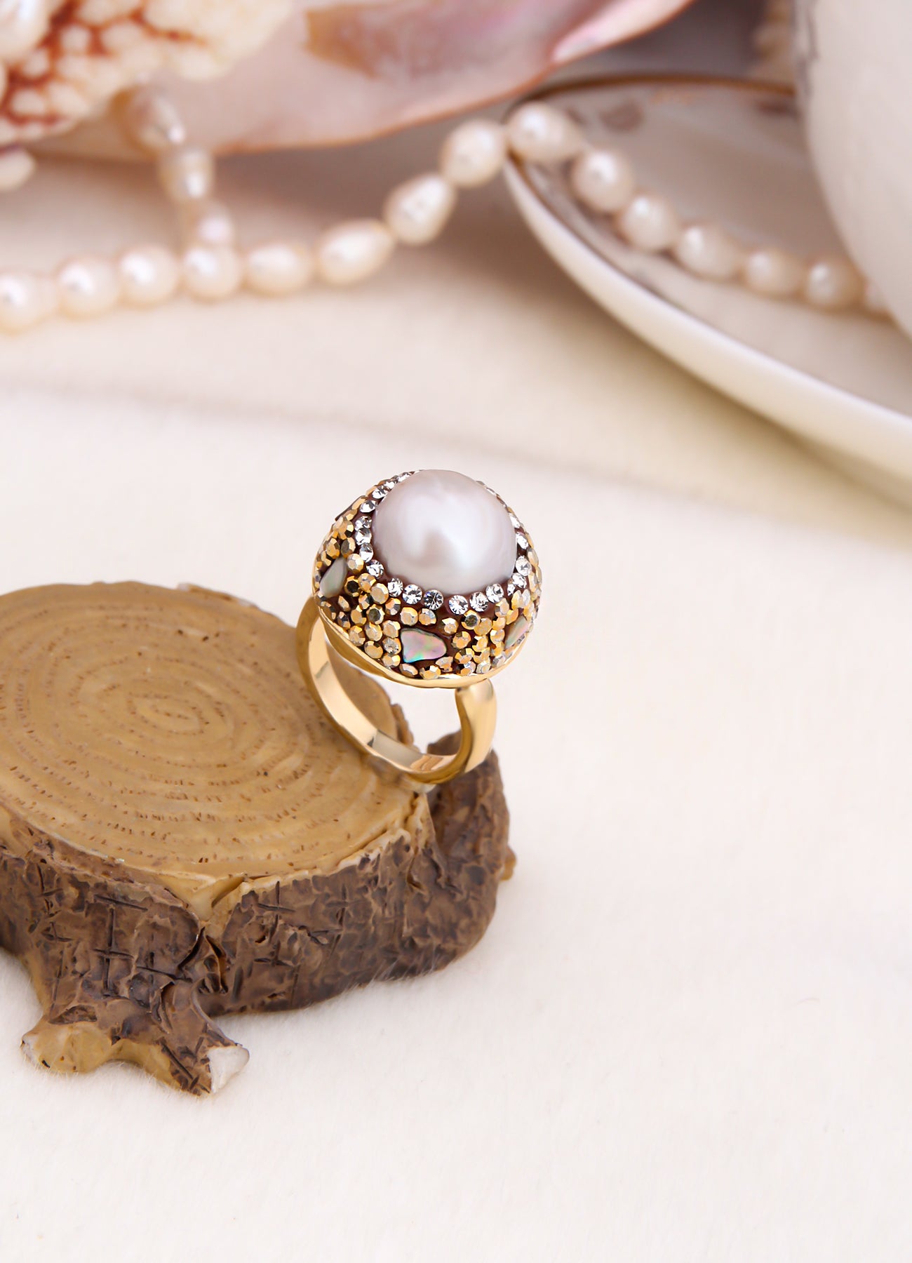 Zircon & Pearl Ring