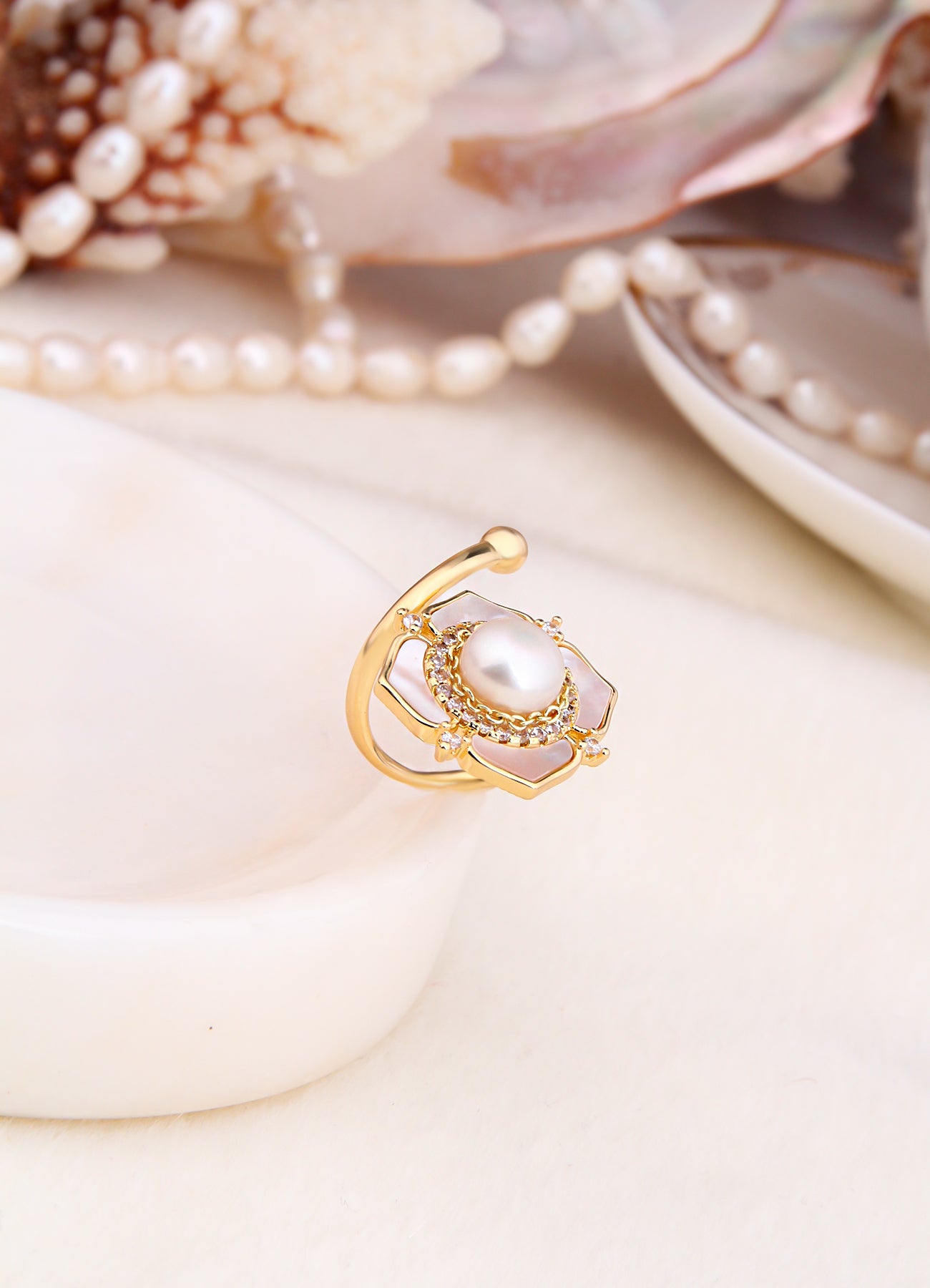 Zircon & Pearl Ring
