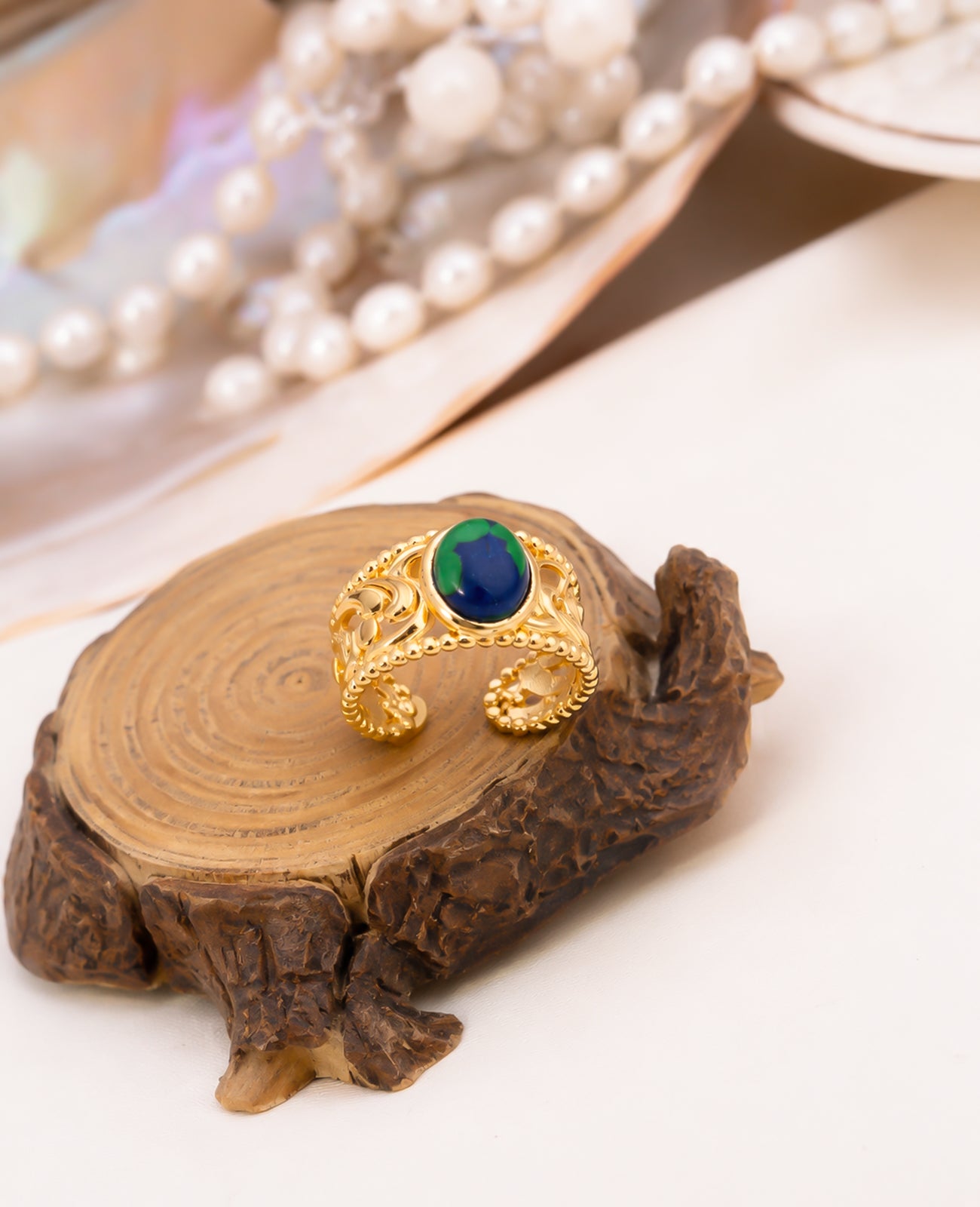 Varasite Ring