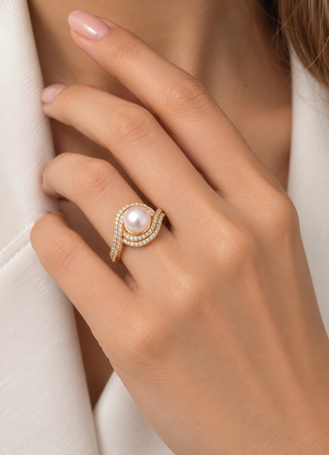 Pearl & Zircon Ring