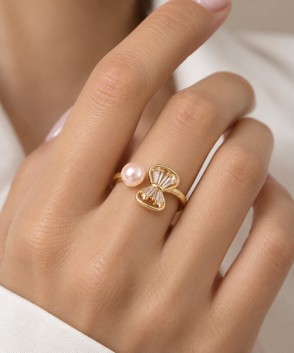 Pearl & Zircon Ring